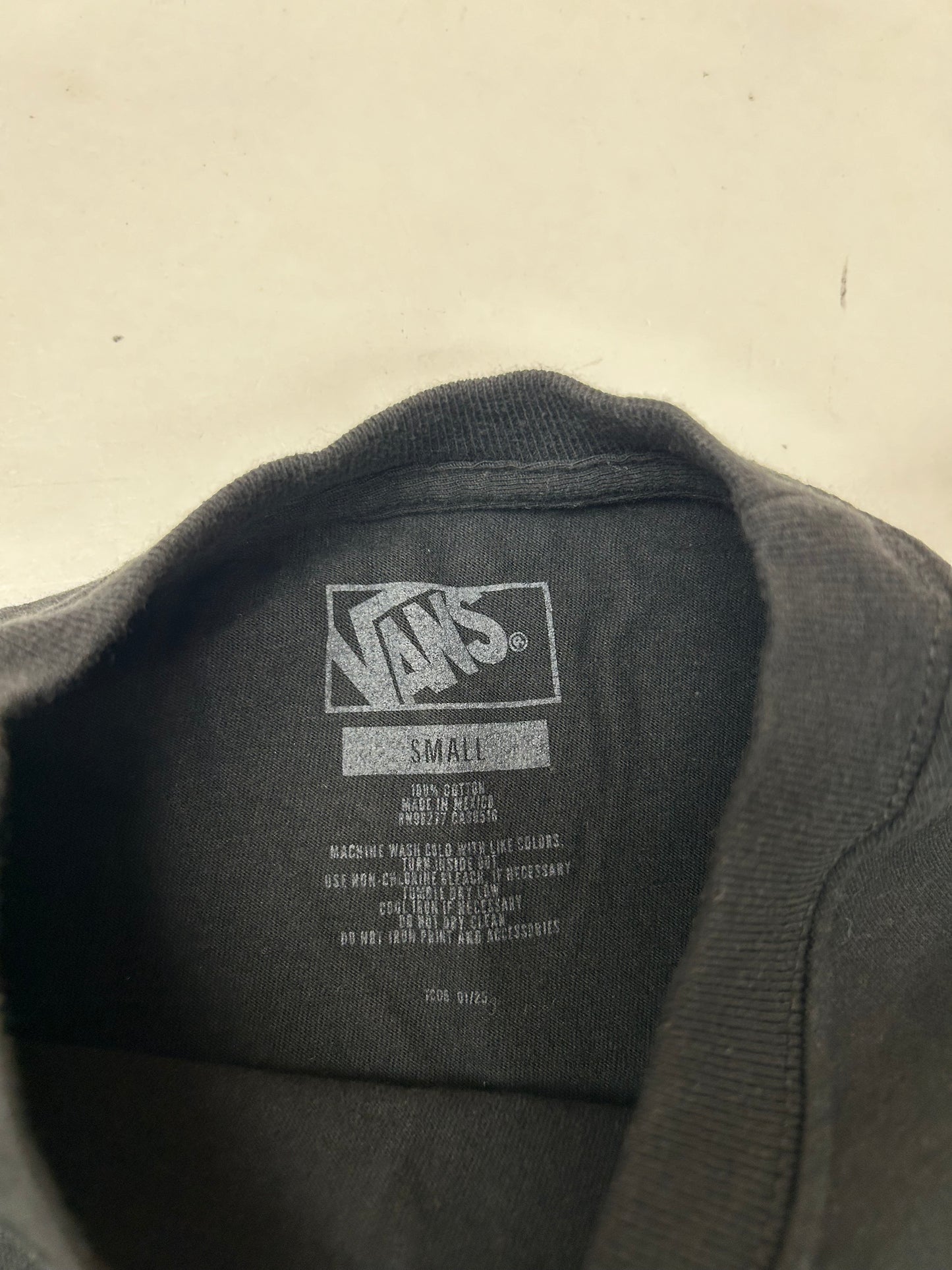 Vans Off The Wall Skate Tee Small/Medium 19.25x26.5 Inches