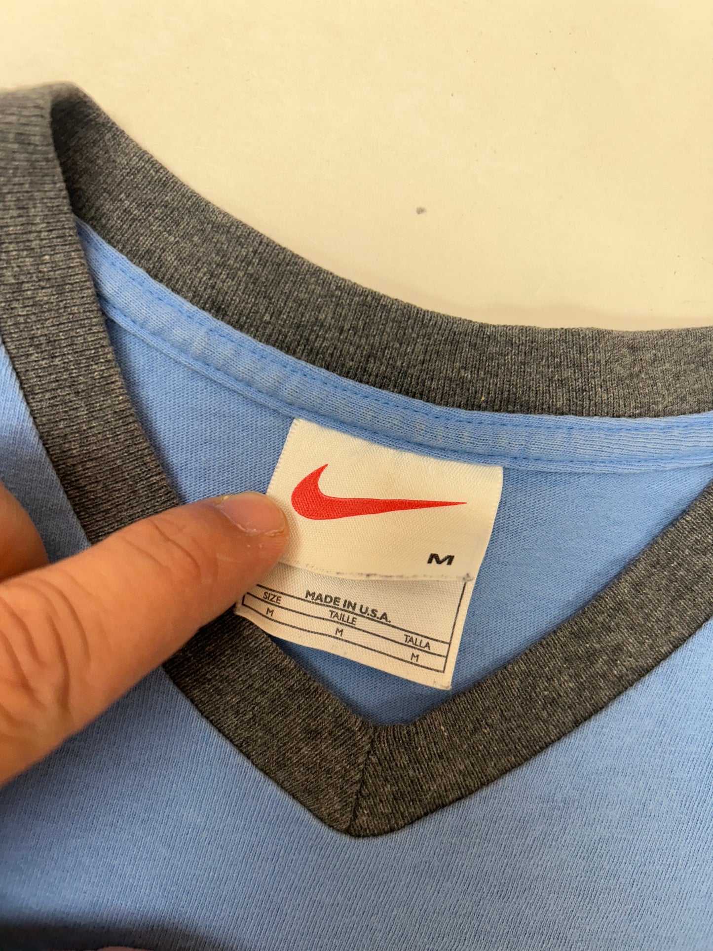 Vintage 90s Nike N Swoosh Logo V-neck Cut Tee Youth Medium-Women’s Medium 19.5x23 Inches