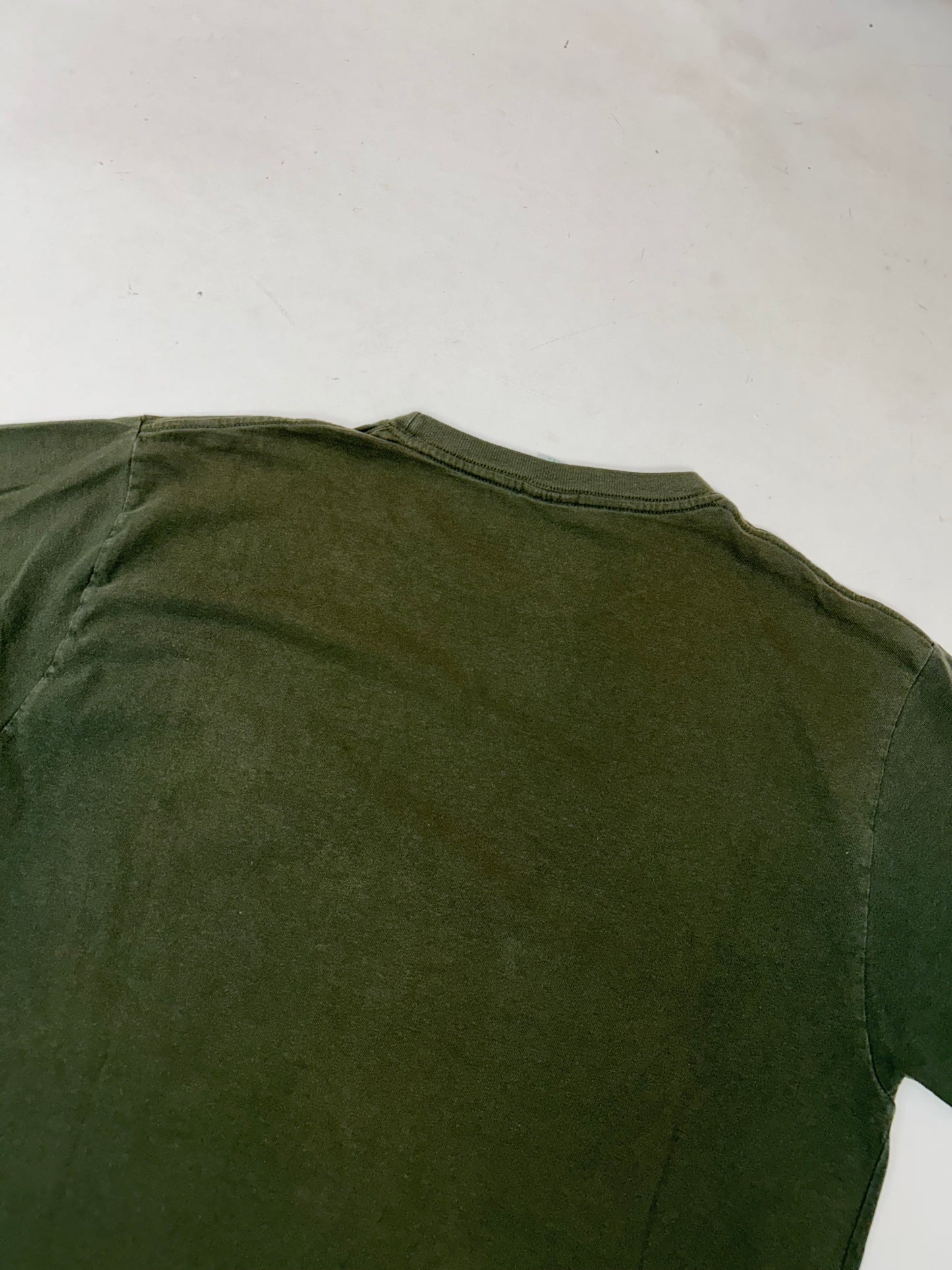 Vintage 90s Rainforest Cafe Chest Embroidered Logo Tee Medium 20x29.25 Faded Green