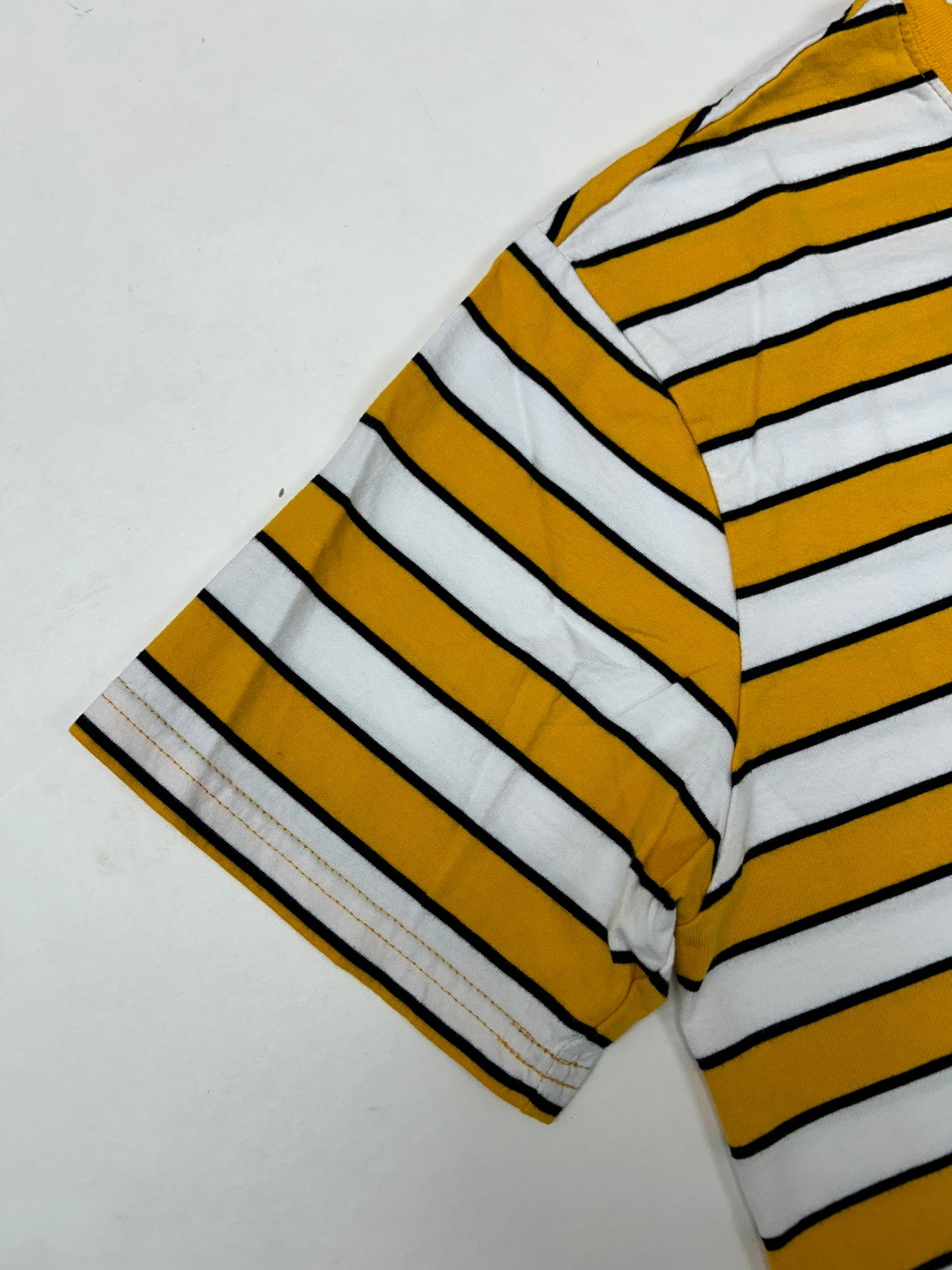 Huf Worldwide Striped Rose Flower Striped Tee Medium 20x27.5 Inches