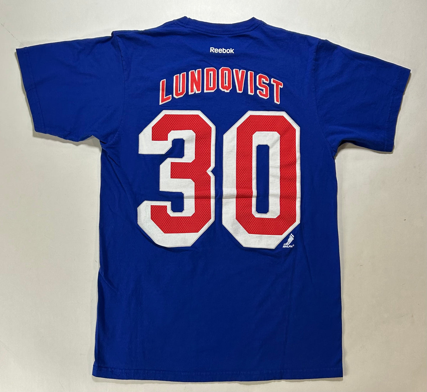 2010s Reebok New York Rangers Henrik Lundqvist #30 NHL Player Tee Medium 19.25x28.75 Inches