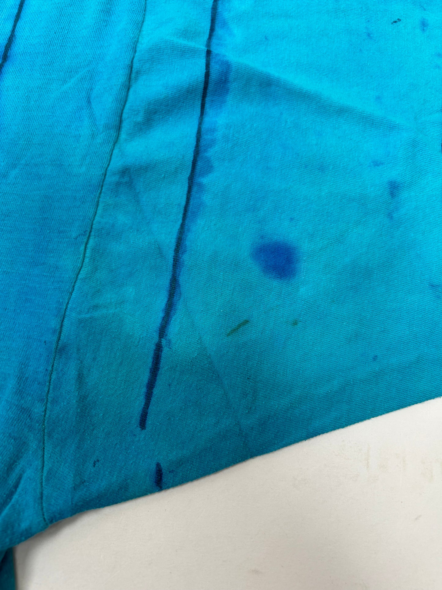 Vintage Bear Surfboards Tie-Dye Blue Shirt XL/2XL Fit 26.5x28.75 Inches Made In USA