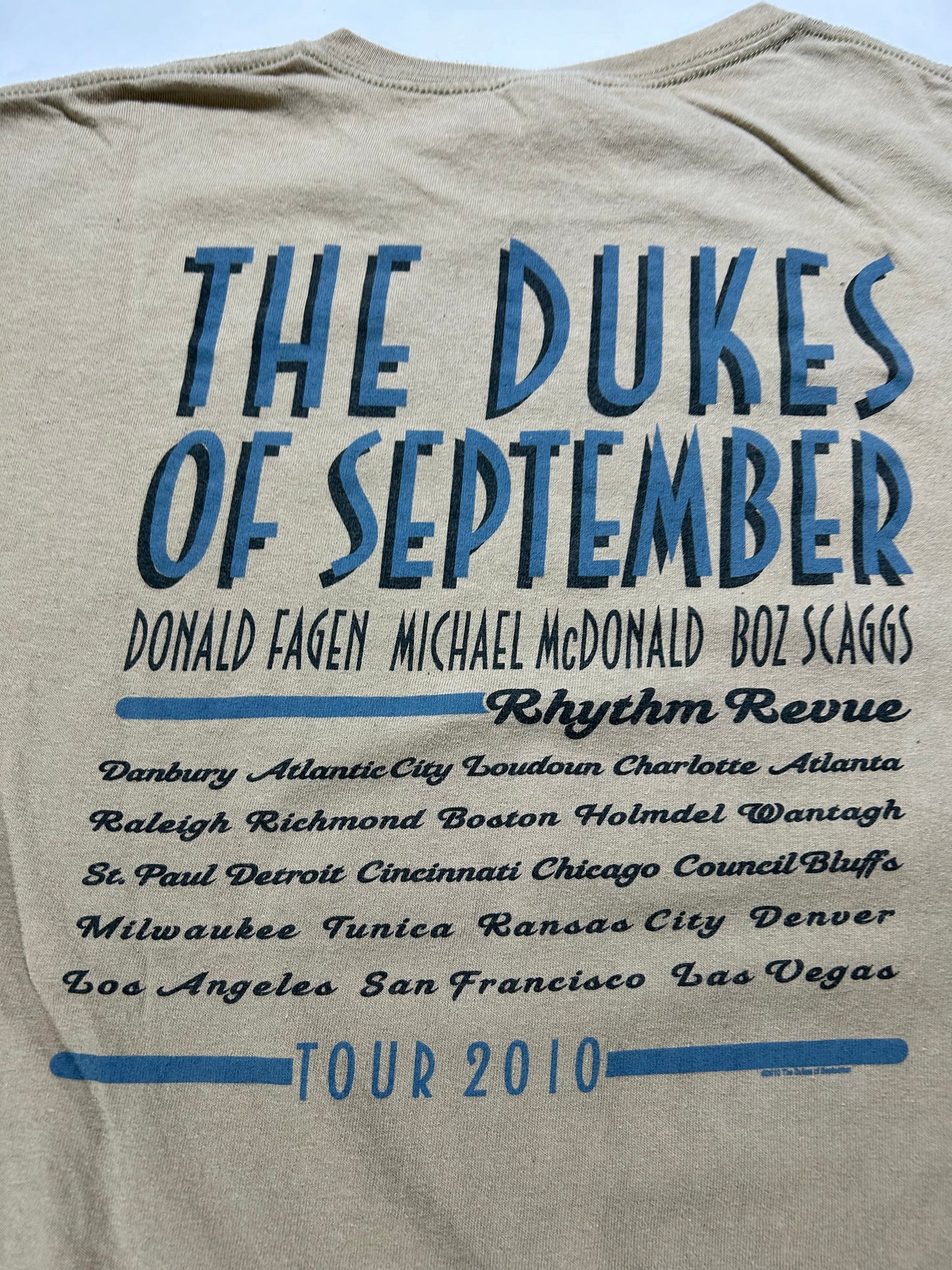 The Dukes Of September Rhythm Revue 2010 Tour Shirt 2XL 26.25x29 Inches