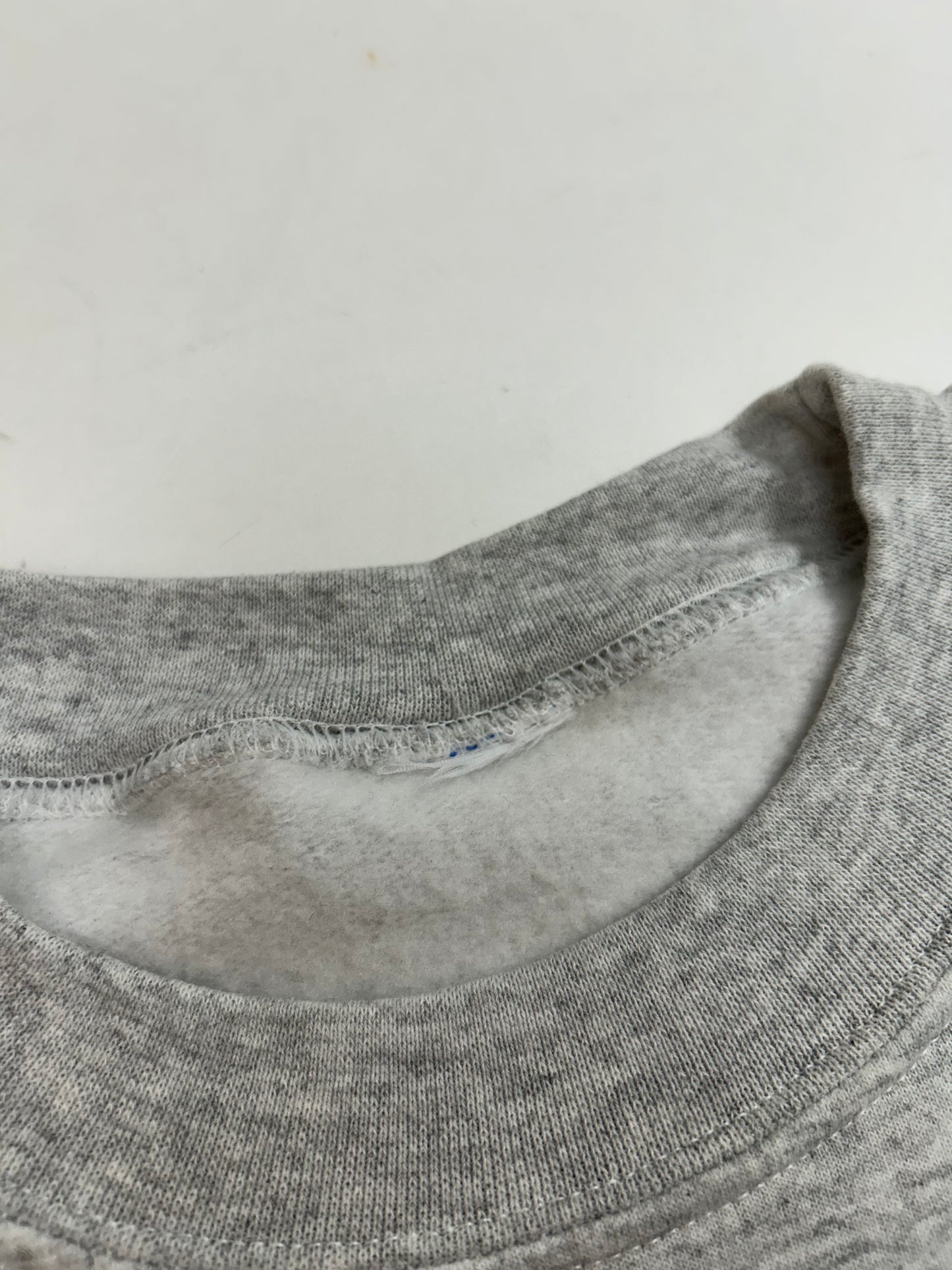 Vintage Are You A Good Witch…Or A Bad Witch? Salem, Massachusetts Wizard Of Oz Feet Casual Tees Funny Parody Crewneck Sweatshirt XL 26.5x29.5 Inches Gray