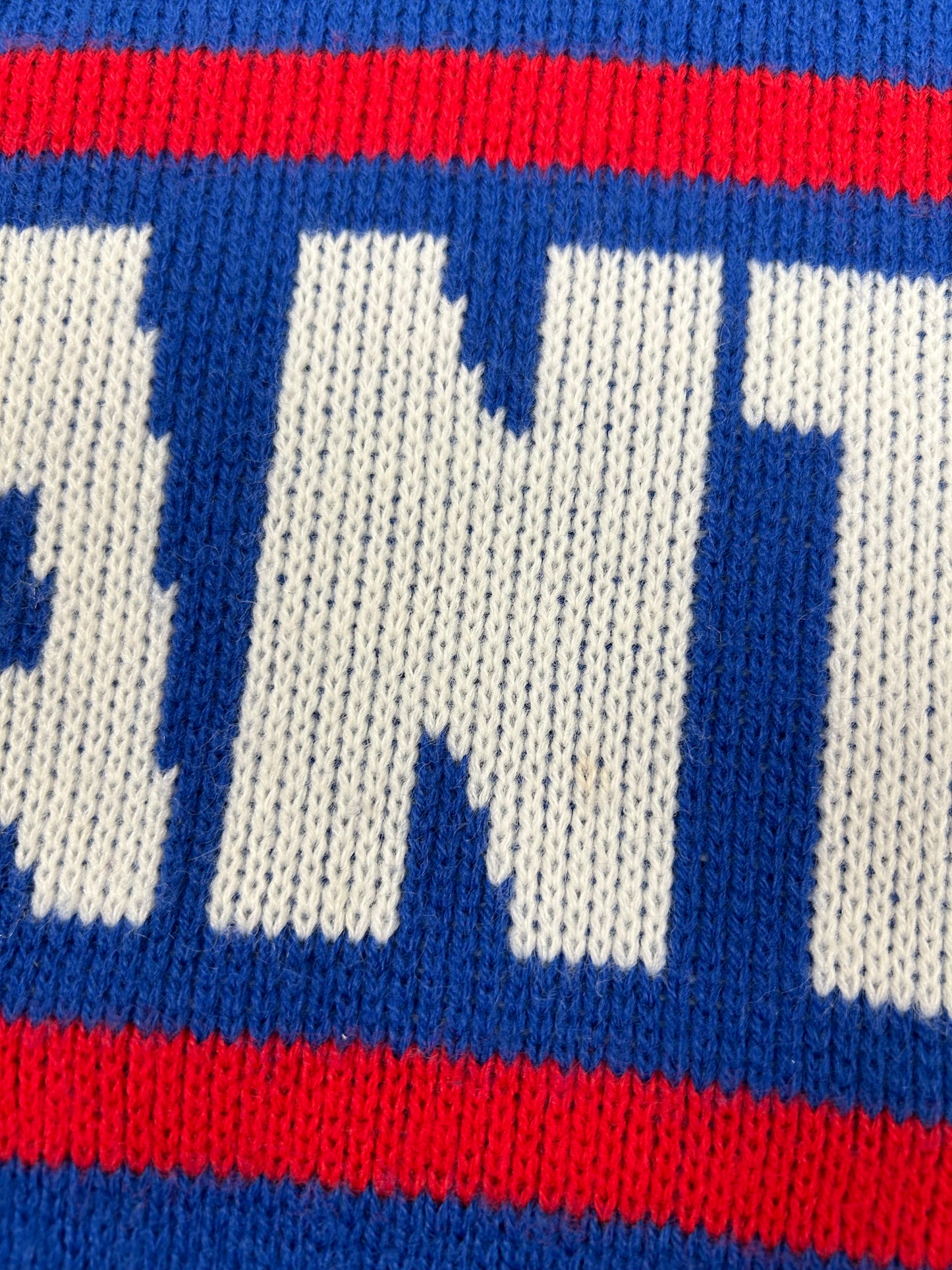 Vintage Cliff Engle New York Giants NFL Sweater Medium 23.5x27.5 Inches