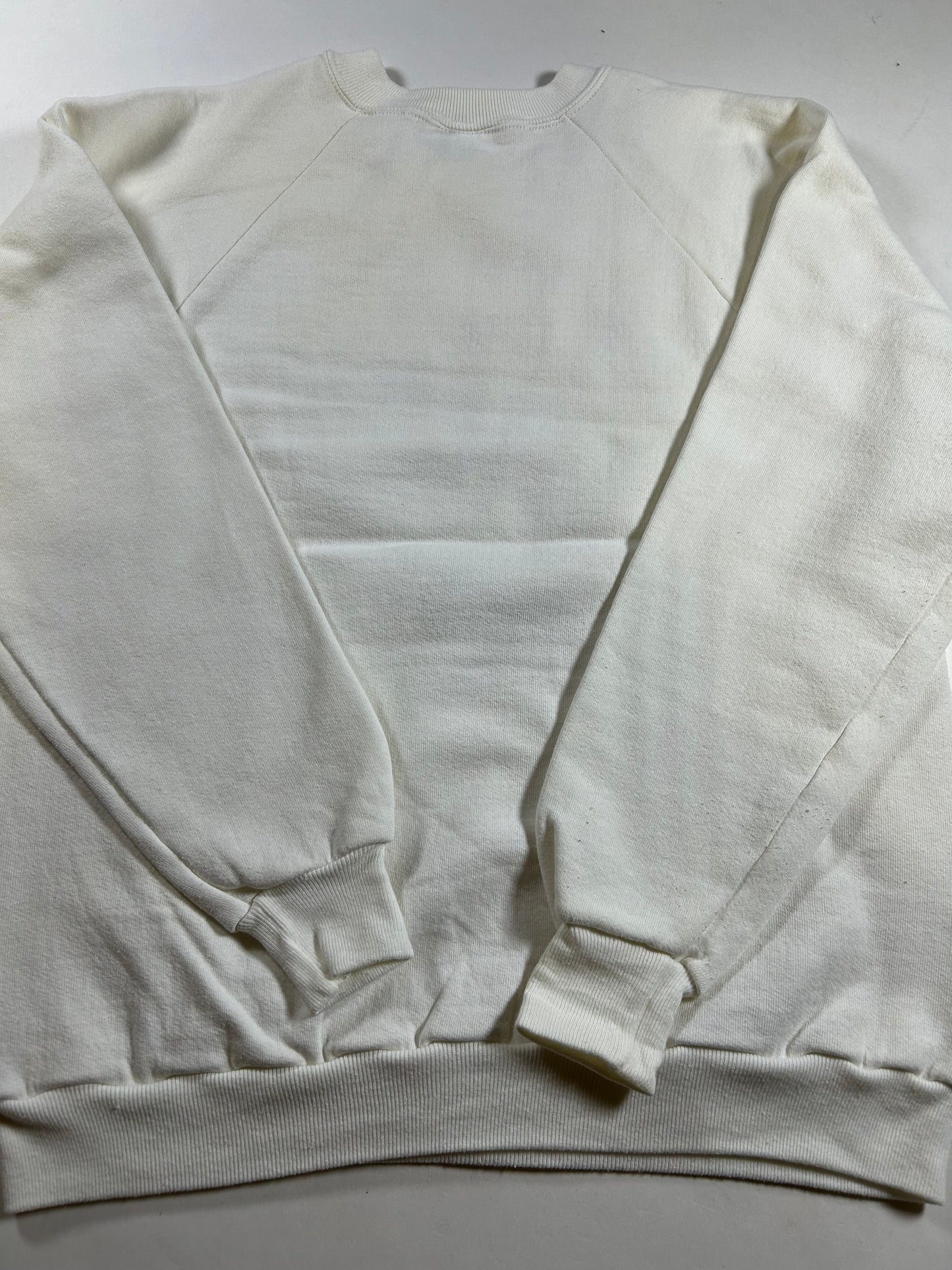 Vintage Disney Minnie Mouse Heart Crewneck Sweatshirt Valentines Day 80s/90s Medium/Small Fit 21.5x26 Inches As Is