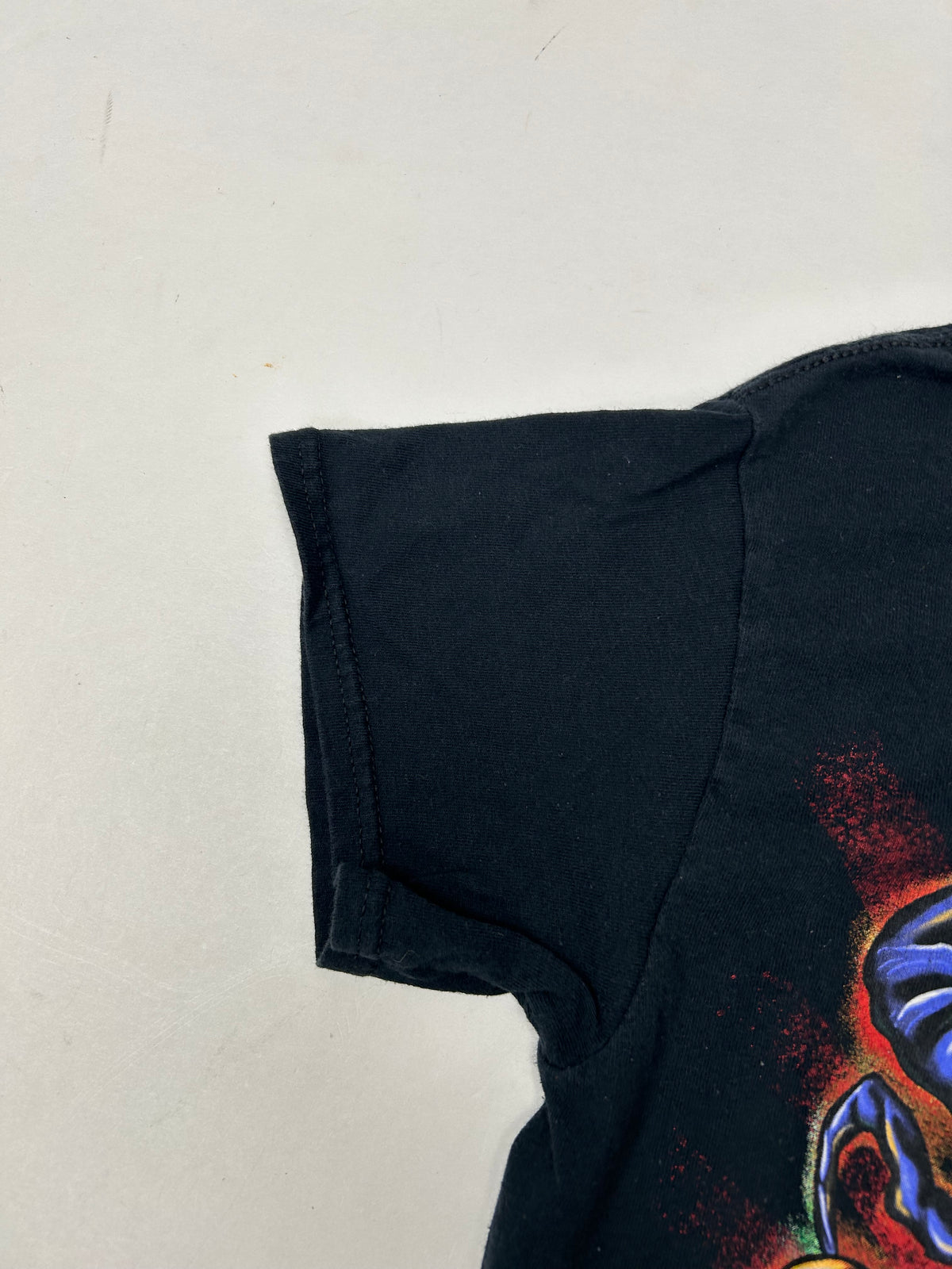 Six Flags Evil Jester Clown Horror Halloween Graphic T-Shirt Size Small