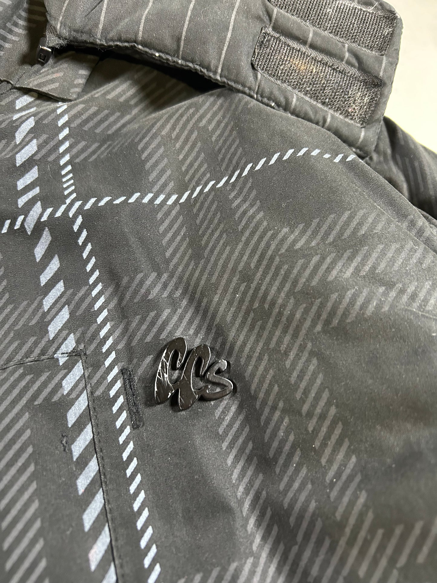 Vintage CCS Skate Catalog Winter Puffer Reversible Jacket Snowboard Skateboard Medium 26x28 Inches