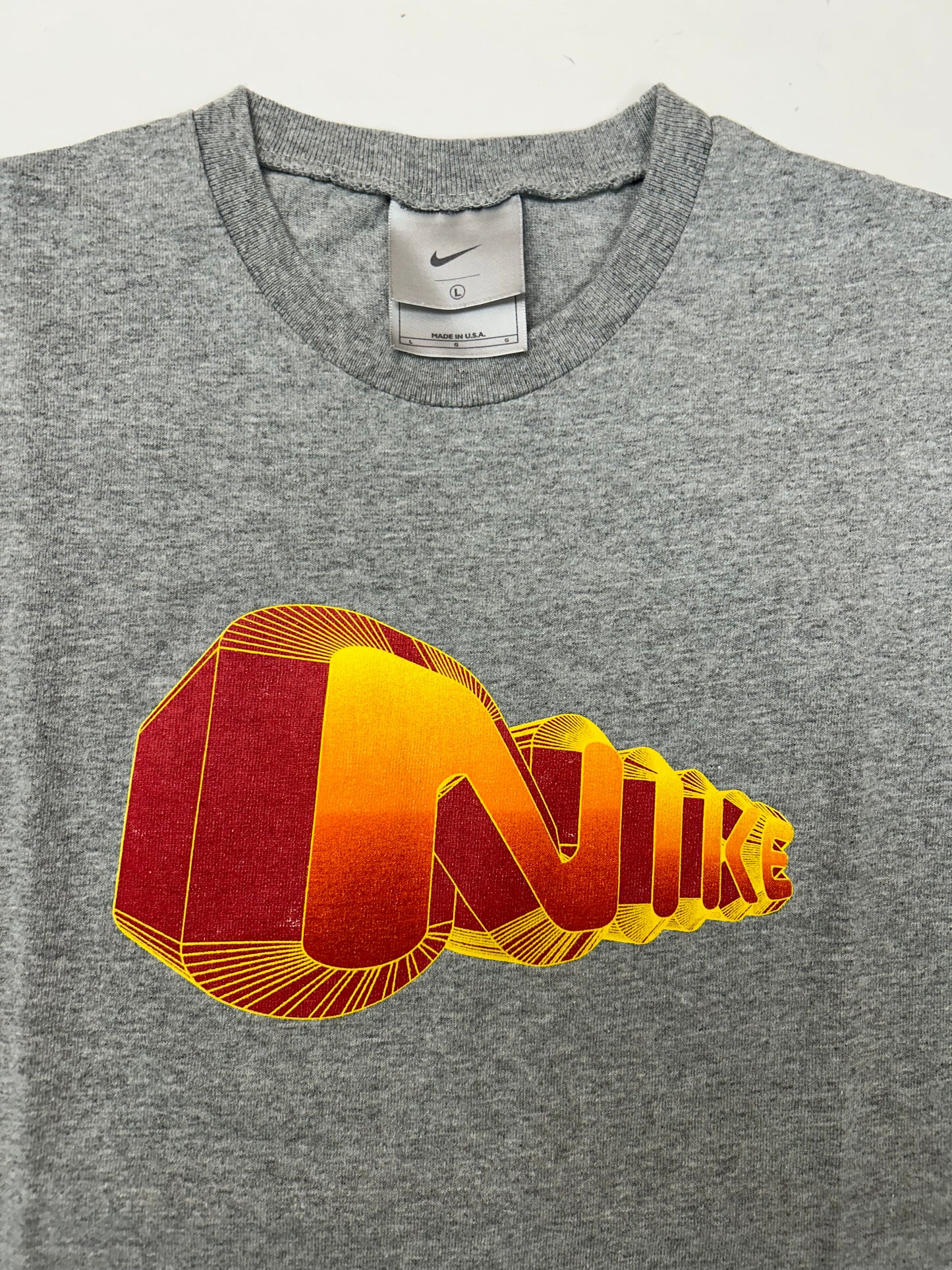 Vintage 00s Nike Bubble Spell Out Sleeveless Tank Top Shirt Youth Large 17.75x24.75 Inches