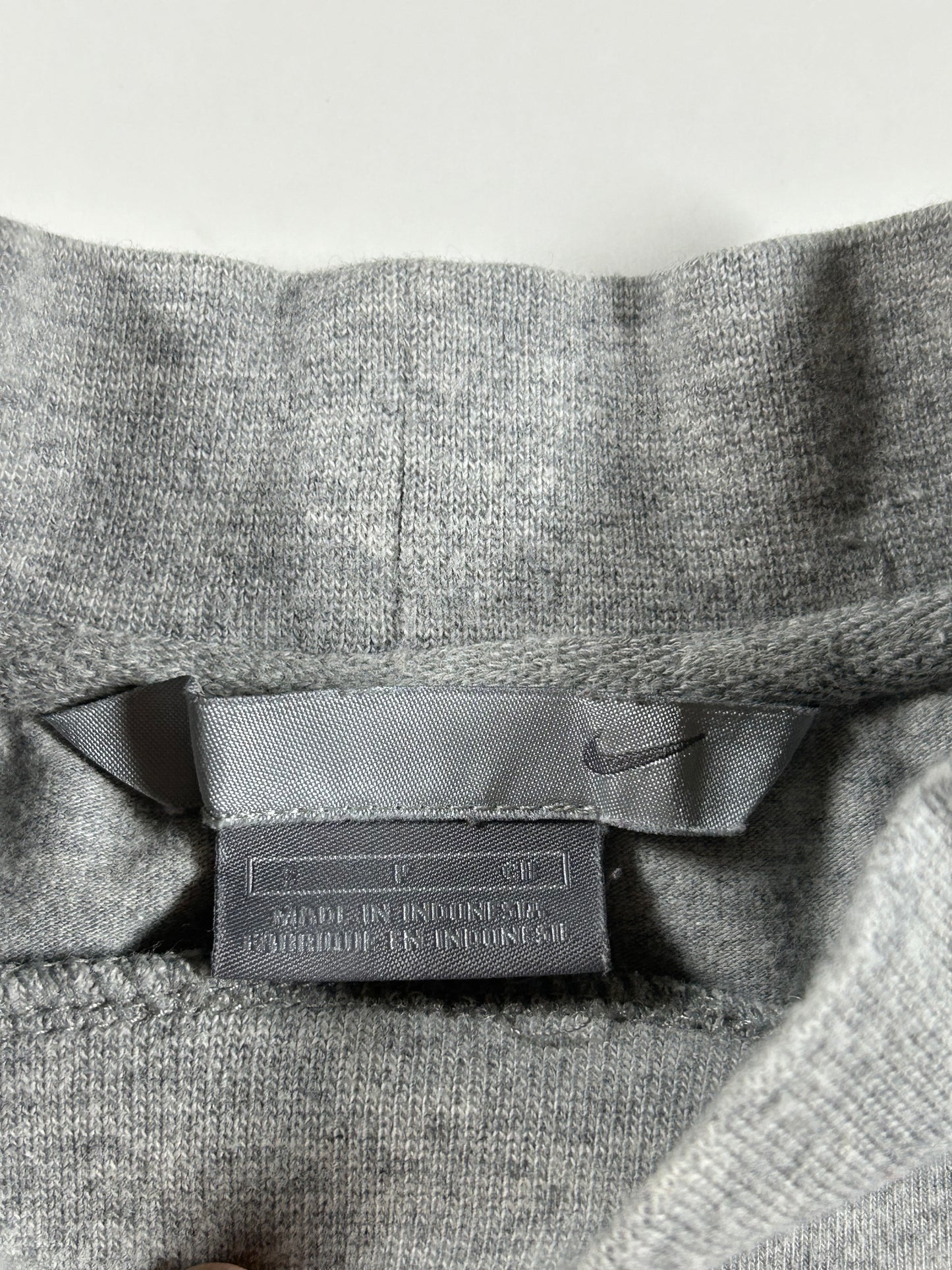 Vintage 00s Nike Swoosh Embroidered Mock Neck Long Sleeve Shirt Small 20.5x24.5 Inches Gray