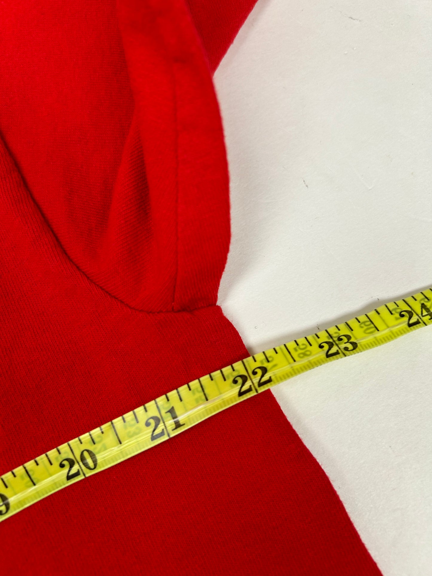 Vintage 00s New Jersey Devils Martin Brodeur #30 NHL Player Tee Large 22x28.75 Inches