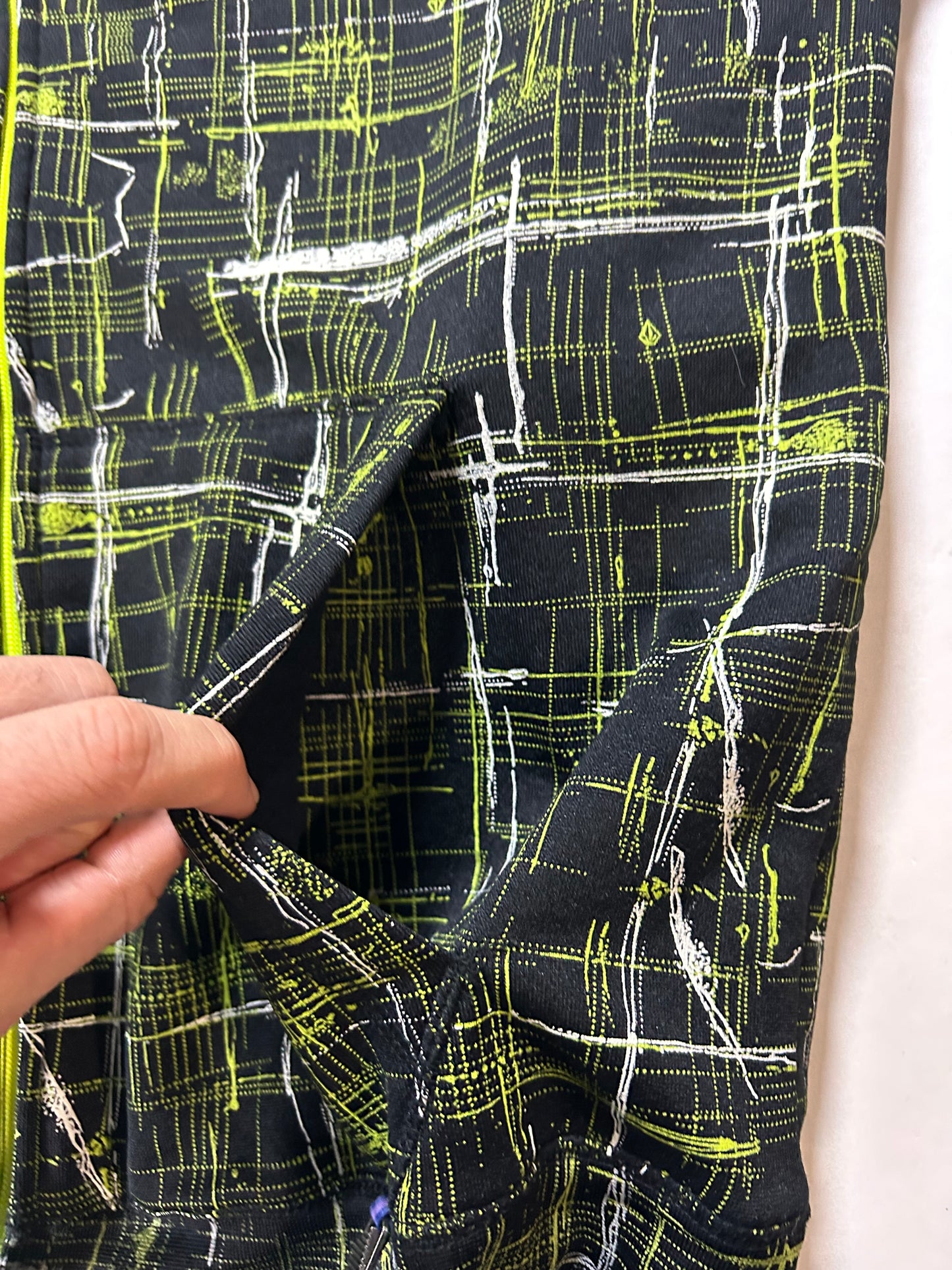 Vintage 00s Volcom Stone Fleeced Lined Zip Up Hooded Sweatshirt Large/Medium Fit 23x29.25 Inches