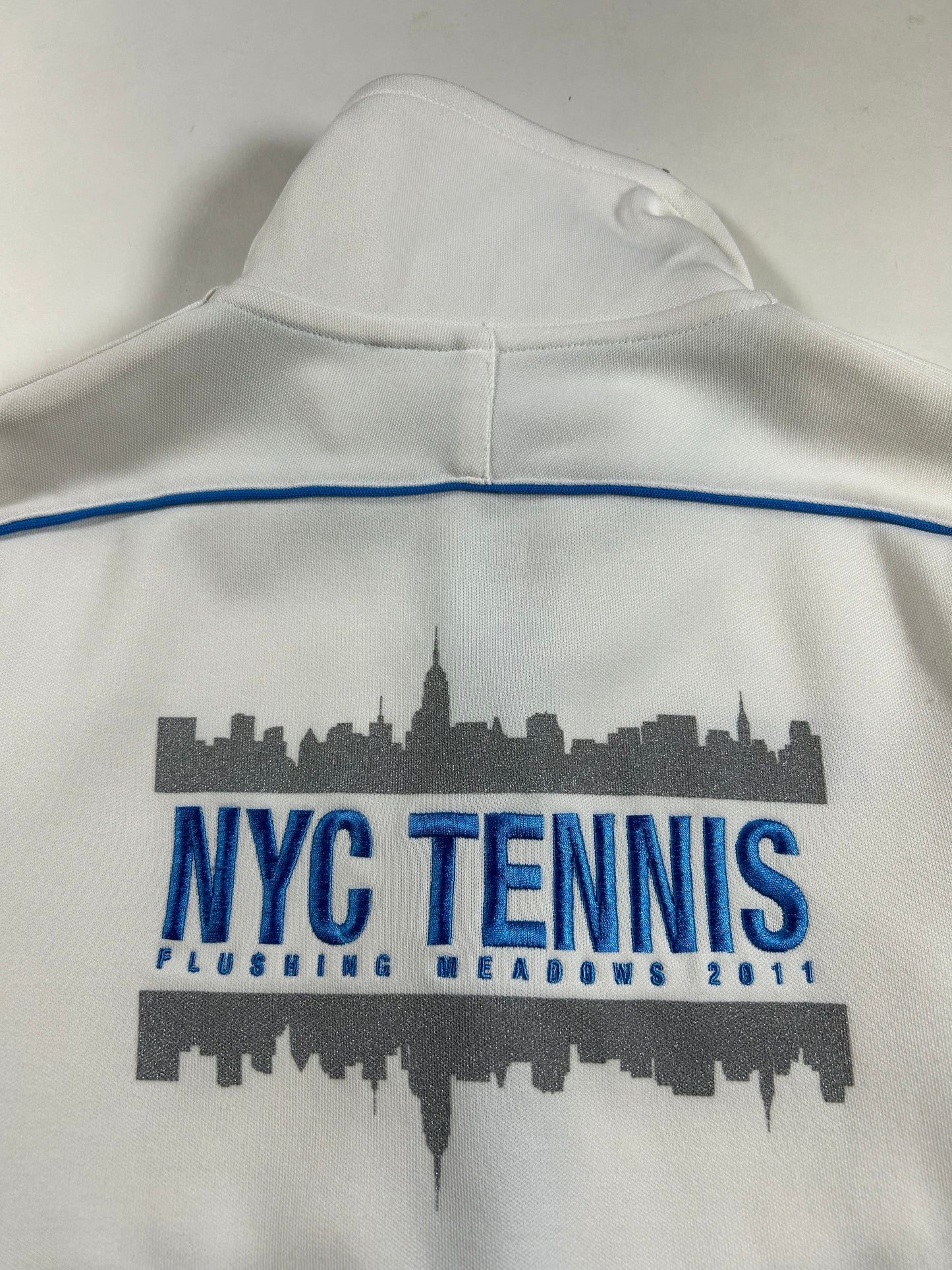 Nike NYC Tennis Flushing Meadows 2011 Full Zip Track Jacket White Small 17x24 Inches