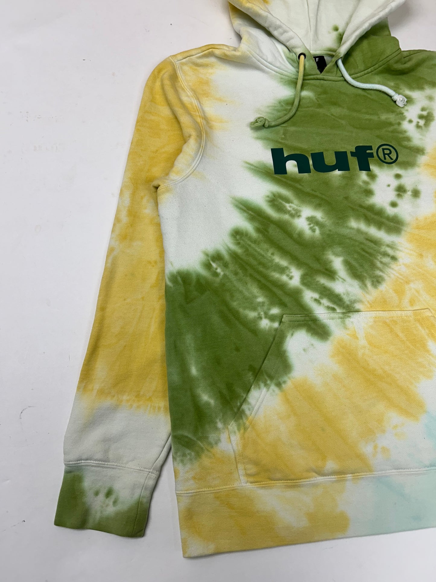 Huf Worldwide Tie-Dye Hooded Sweatshirt Large/Medium Fit 22.5x29 Inches
