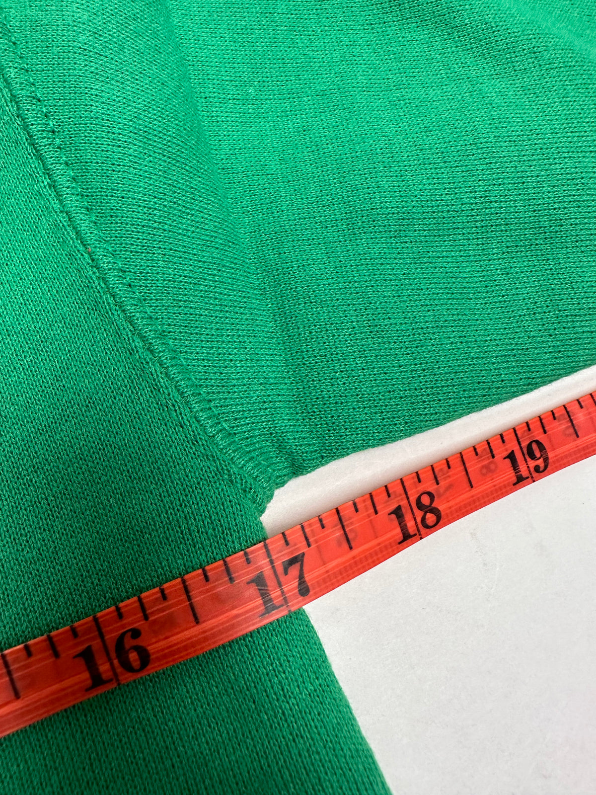 Edgewood NJ “Deeper Than The Roots.” First Edition Crewneck Sweatshirt Tagged Youth Small 90s Russell Athletic 50/50 Blend Made In USA DS Kelley Green 17x19