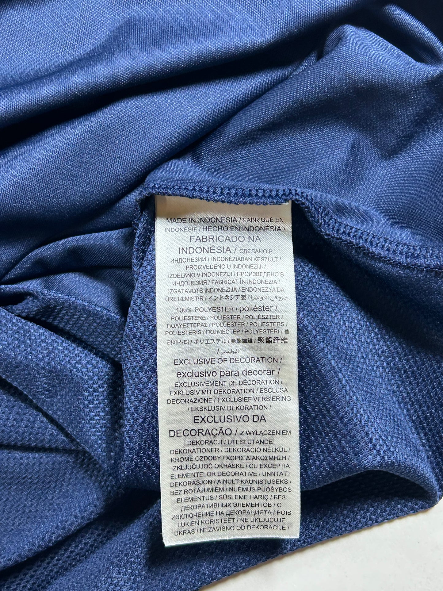 2023 Nike New York Yankees Pullover Jersey Style Shirt Youth Medium 17.75x23.75 Inches Navy