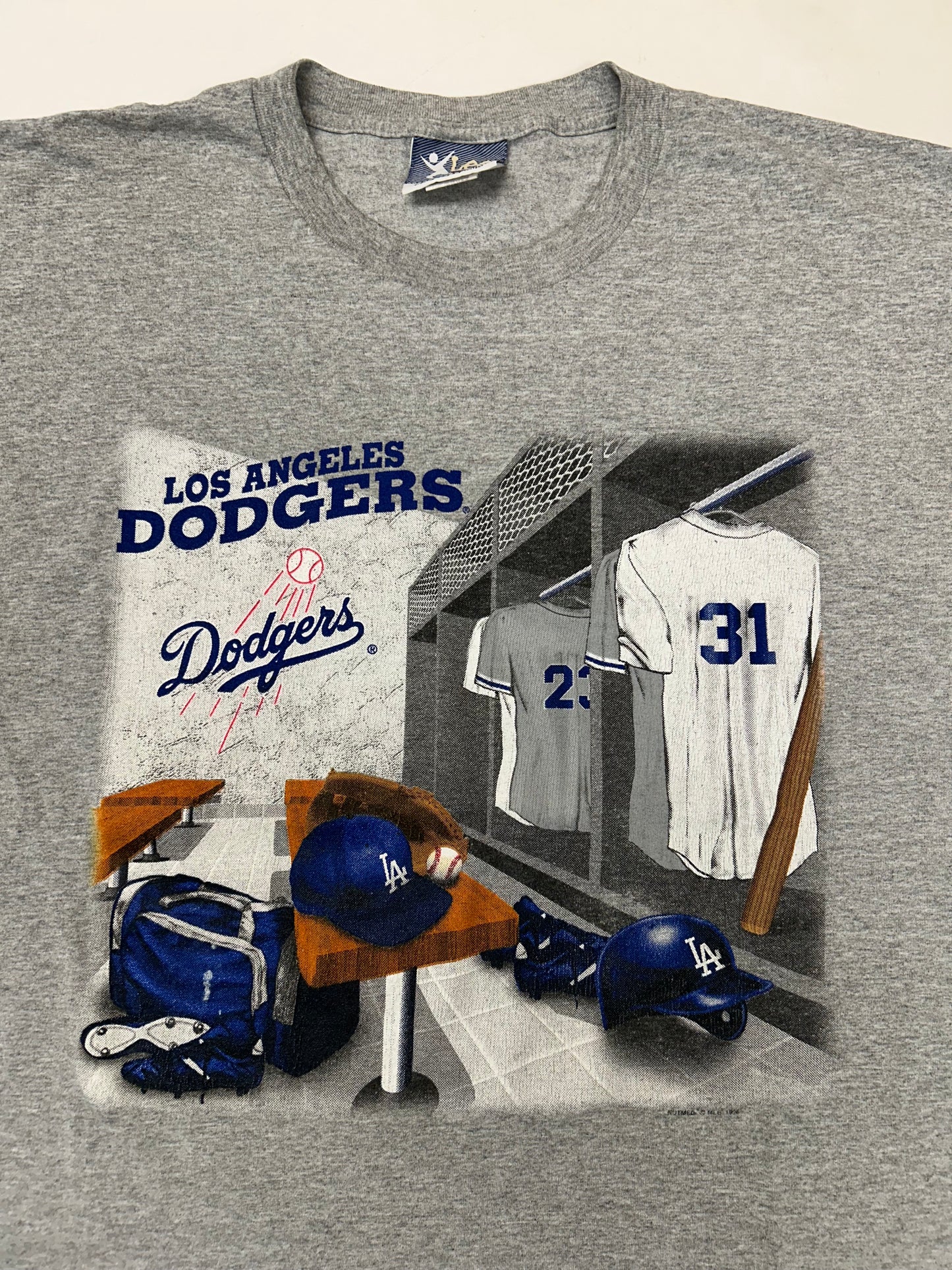 Vintage 90s Los Angeles Dodgers MLB Locker Room T-Shirt XL 24.25x30 Inches Lee Sport Nutmeg Gray