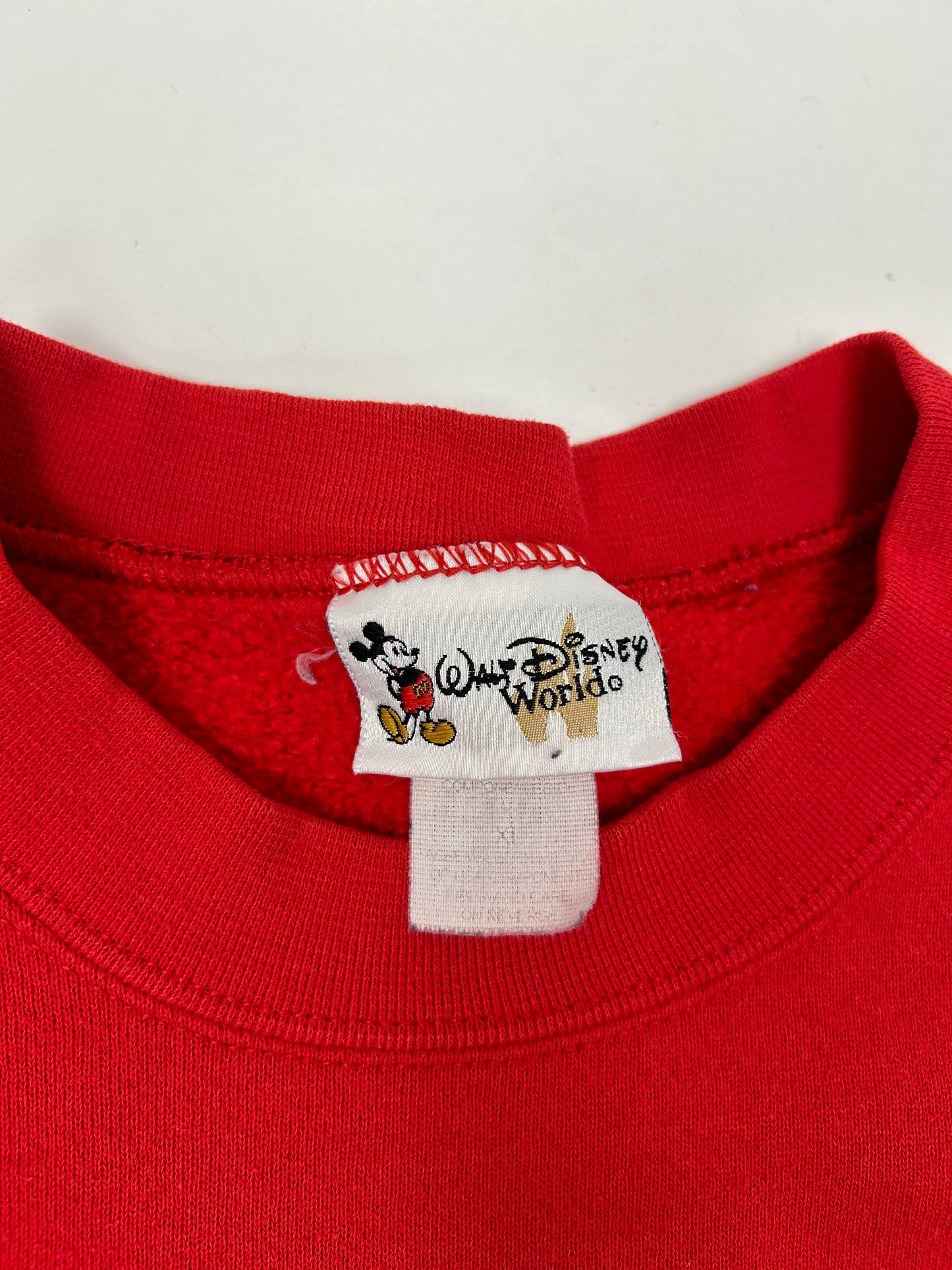 Vintage Walt Disney World 2002 Ears To You Crewneck Sweatshirt XL/L 25.25x28.25 Inches Red