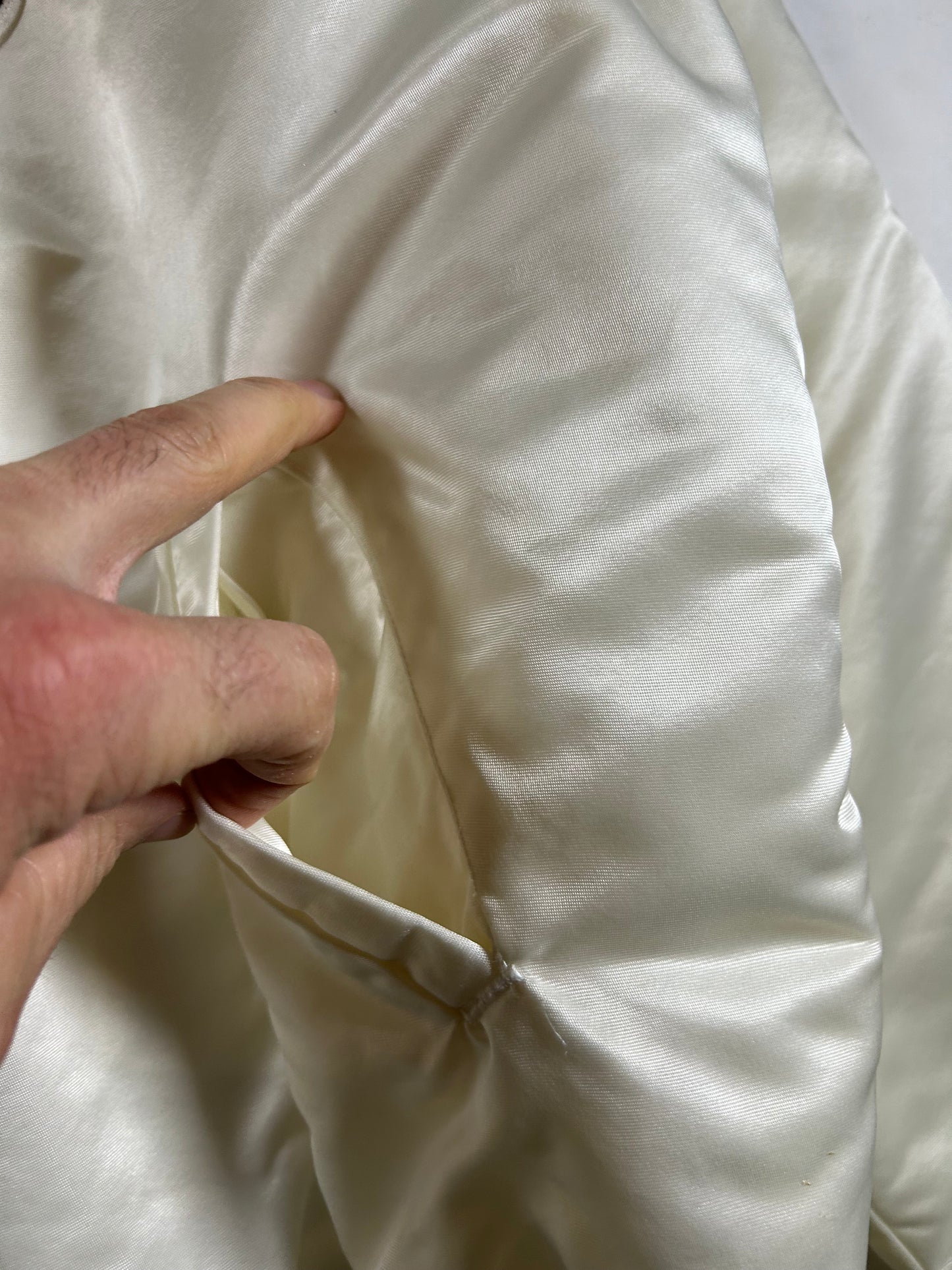 Vintage Starter Los Angeles Lakers Satin Jacket NBA 80s 90s XL/Large 26.5x/27.5 Inches