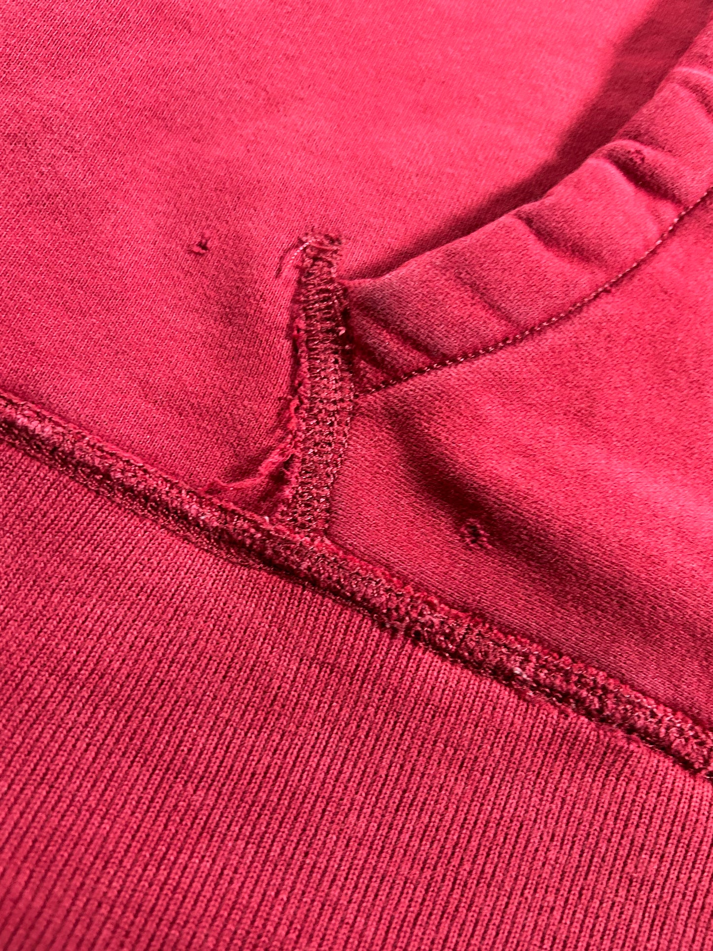 Hollister 22 California Graphic Logo Pullover Hooded Sweatshirt Small 22.25x26.75 Inches Red