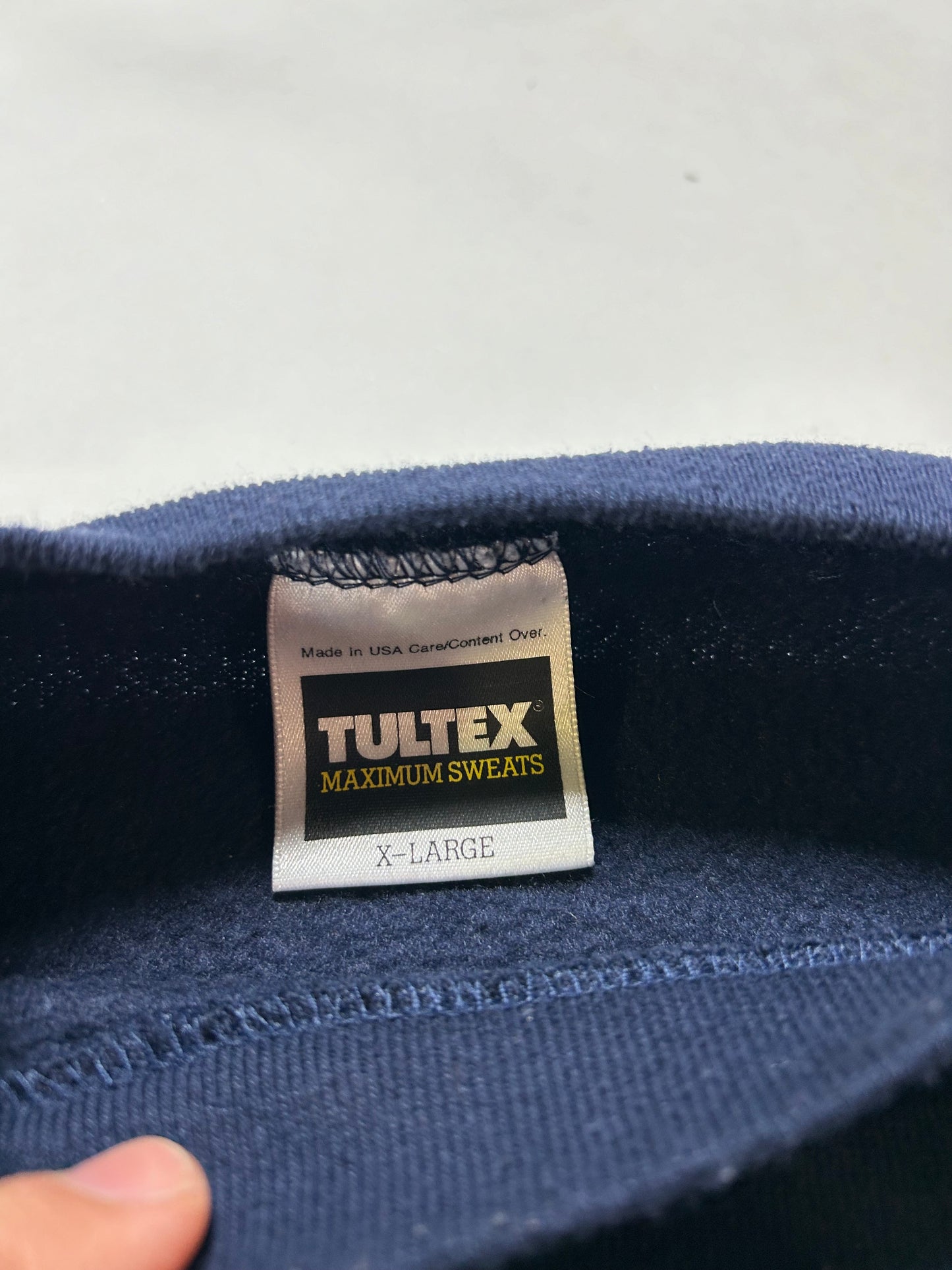 Vintage Super Bowl XXIX San Diego Chargers Vs. San Francisco 49ers NFL Match Up Joe Robbie Stadium Crewneck Sweatshirt Large/XL Fit 25x28.25 Inches