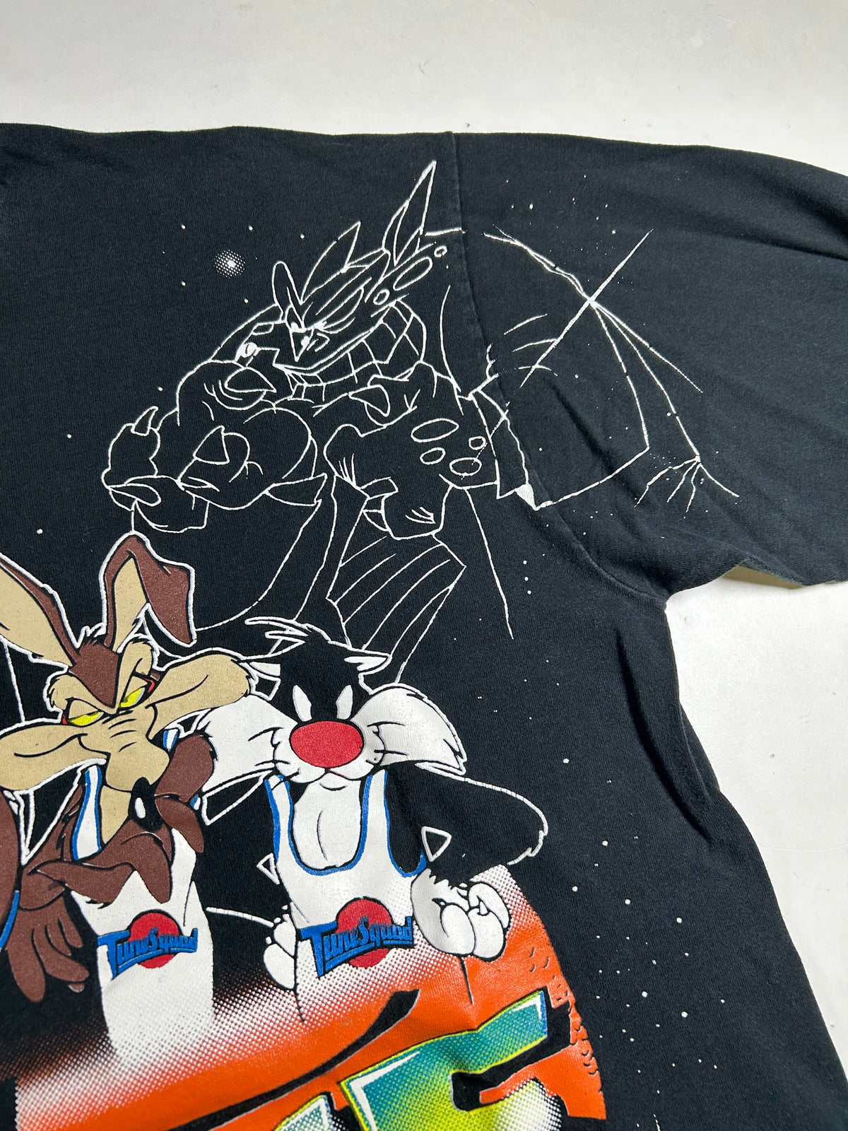 Vintage Space Jam Movie Promo Long Sleeve T-shirt 1996 Looney Tunes XL 24.5x31.25 Inches