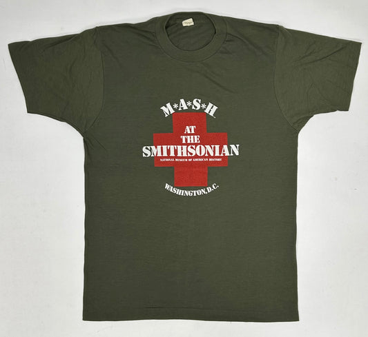 Vintage MASH At The Smithsonian Museum National Museum Tee Shirt 80s 20x28.25 Inches Medium Fit