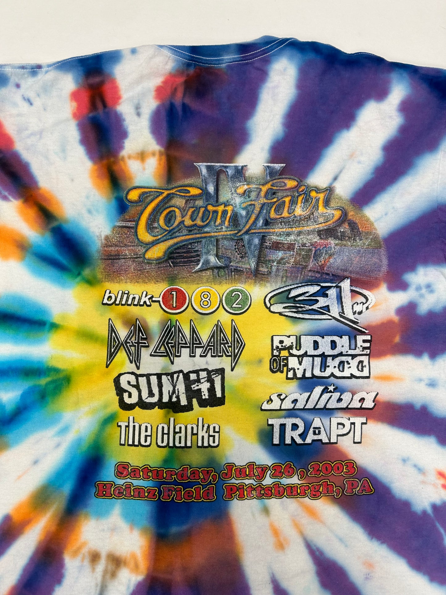 Vintage The Rolling Rock Town Fair Music Festival blink-182, Def Leppard, Puddle Of Mudd, Sum41, Saliva Parking Lot Tee