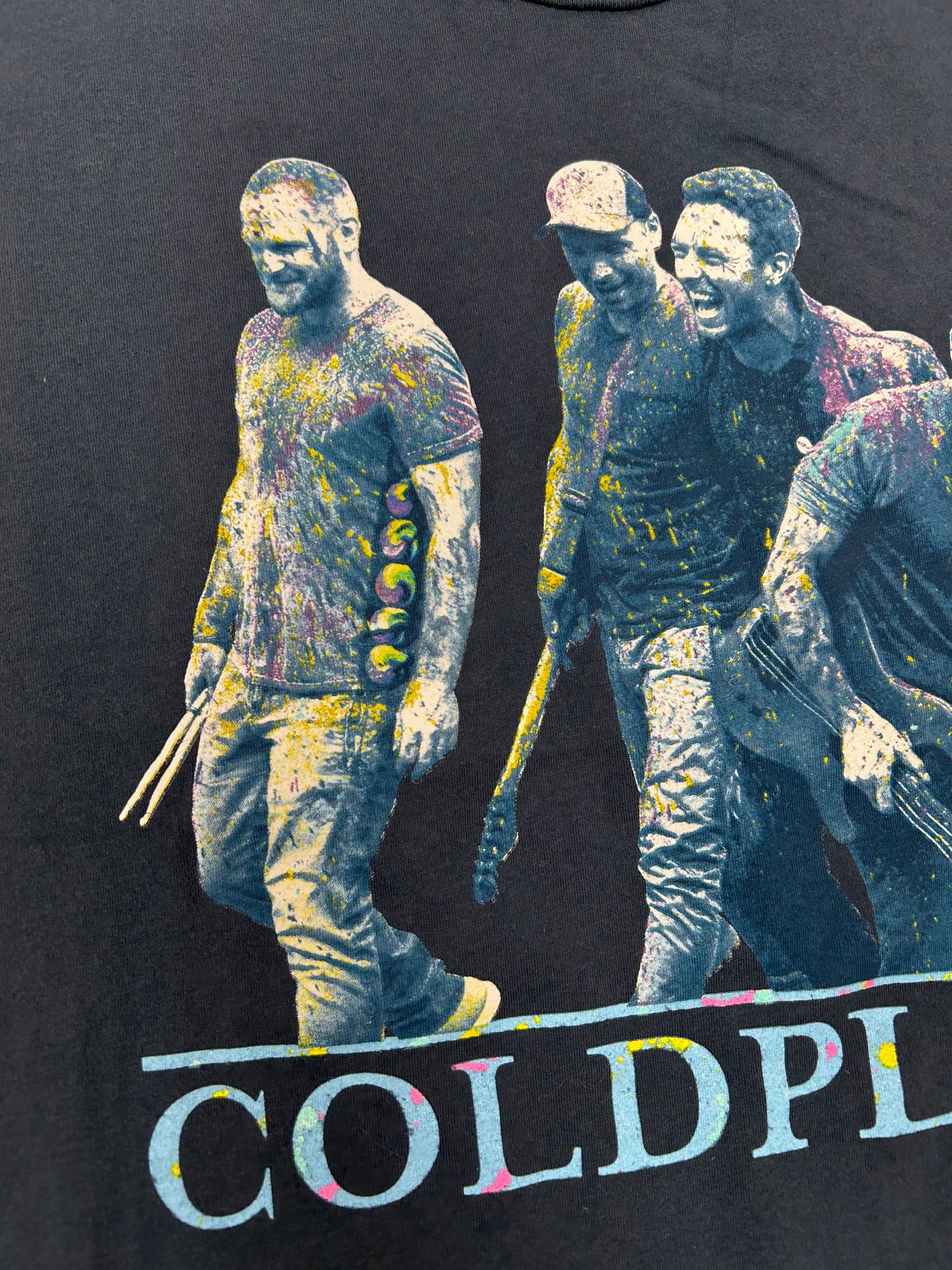 2016 Coldplay A Head Fill Of Dreams World Tour Tee Medium 19.25x27.75 Inches