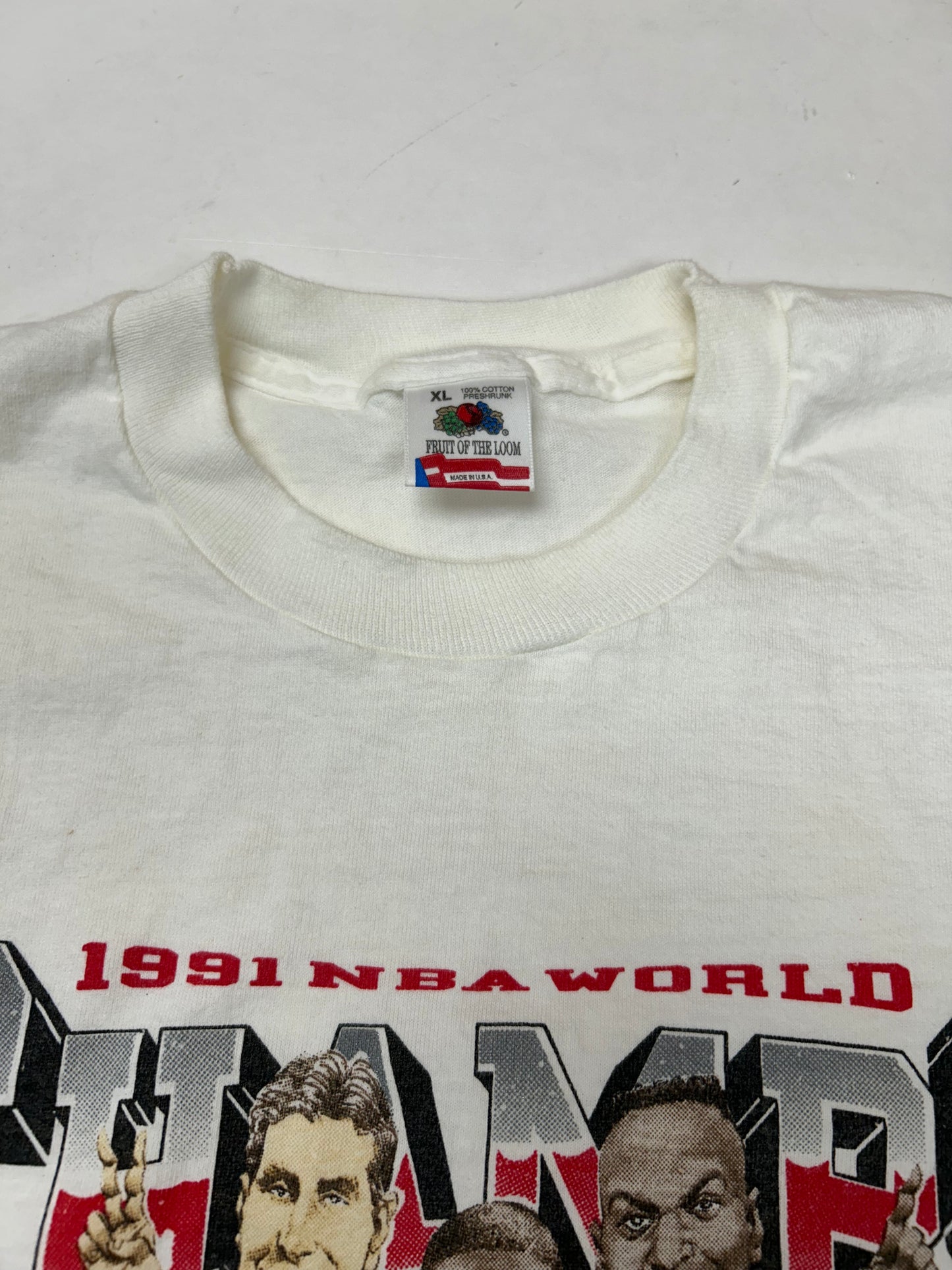 Vintage 1991 Chicago Bulls NBA World Champs Caritcure Team First Championship Salem Sportswear Graphic Tee L/XL 22.25x30.75 Inches