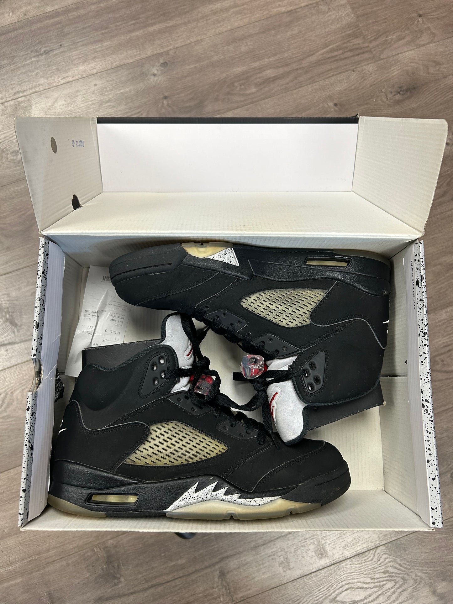 2016 Nike Air Jordan 5 Retro Black Metallic Size 9.5 Used With Box 845035 003