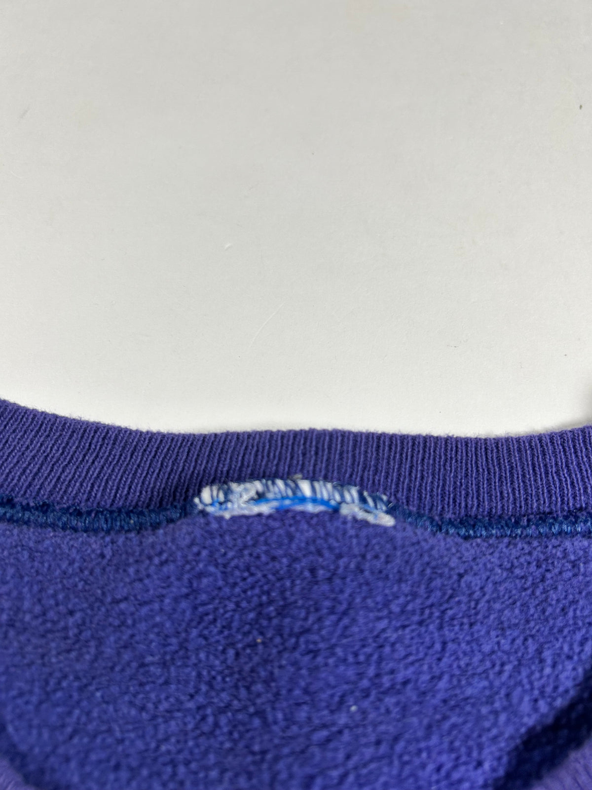 Vintage 90s Champion Script Chopped Sleeves Crewneck Sweatshirt Workout Steez L/XL Fit 25.25x27.5 Inches Purple