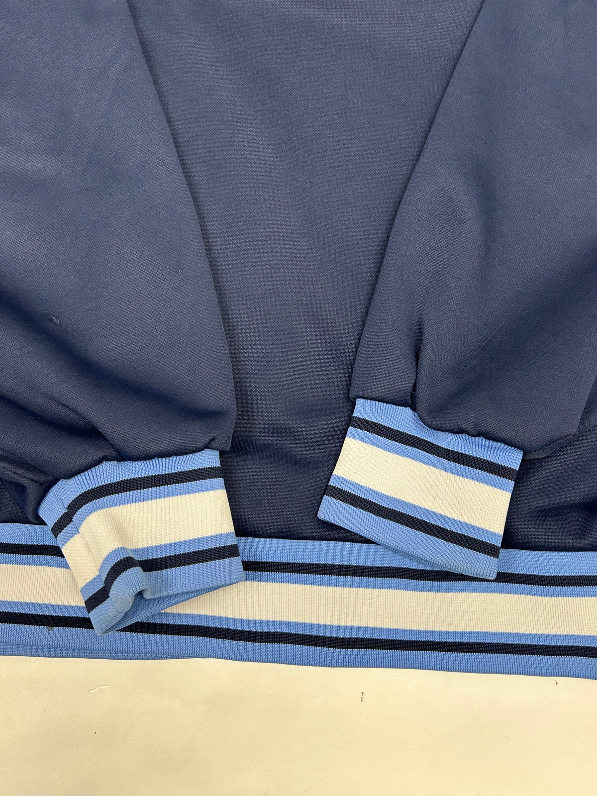 Tennessee Titans Jacket Reebok NFL Team Apparel 1/4 Zip Pullover XL Fits Like 2XL 28.5x30.25 Inches