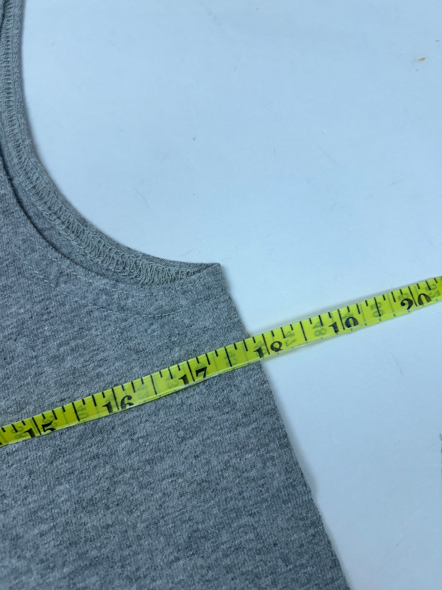 Vintage 00s Nike Bubble Spell Out Sleeveless Tank Top Shirt Youth Large 17.75x24.75 Inches