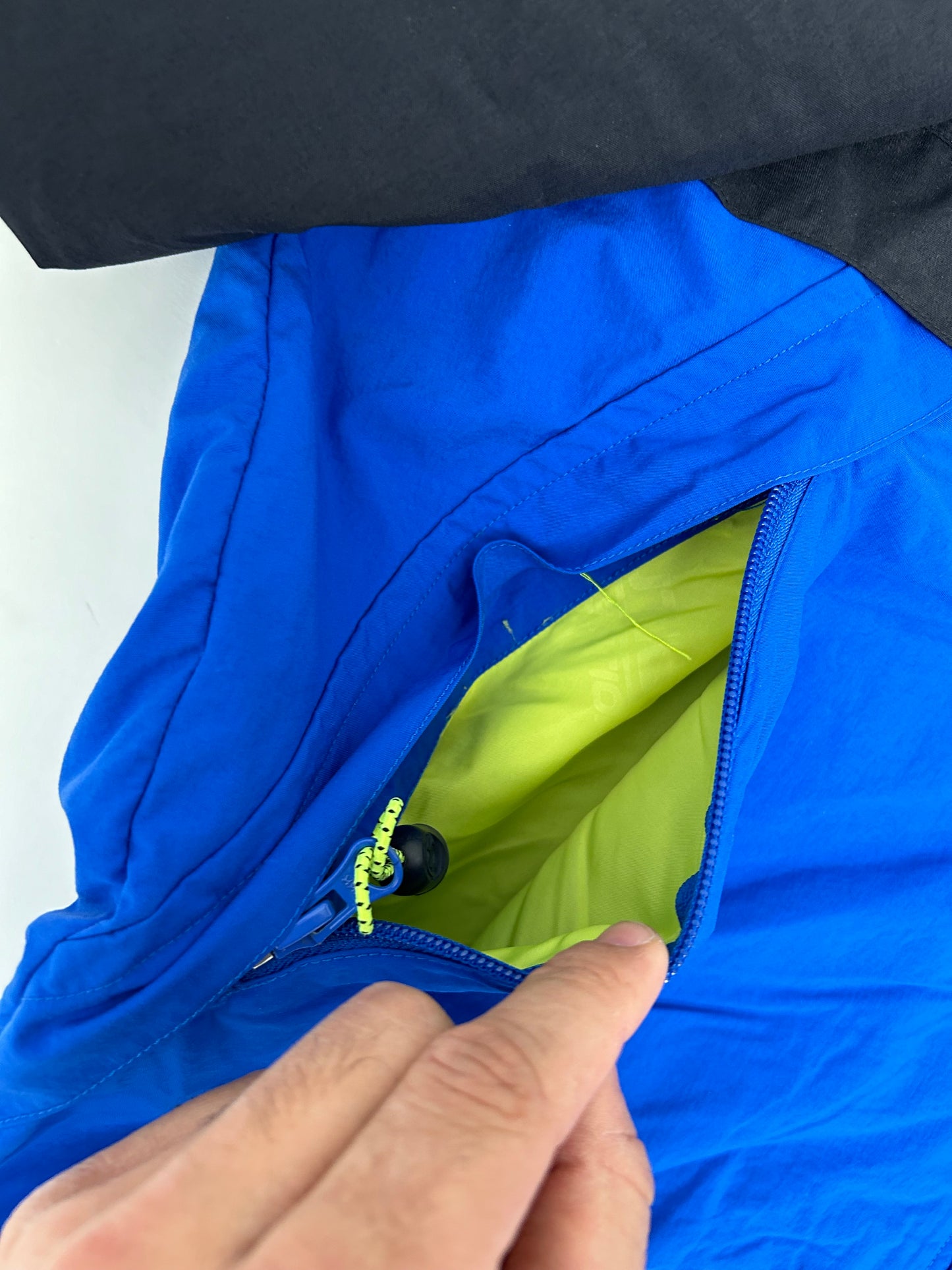 Nautica Competition Zip Up Windbreaker Jacket XL/L Fit 27.25x27.5 Inches As Is