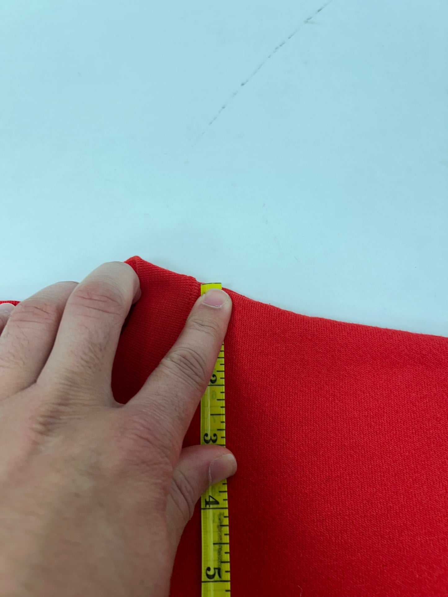 Vintage Walt Disney World 2002 Ears To You Crewneck Sweatshirt XL/L 25.25x28.25 Inches Red