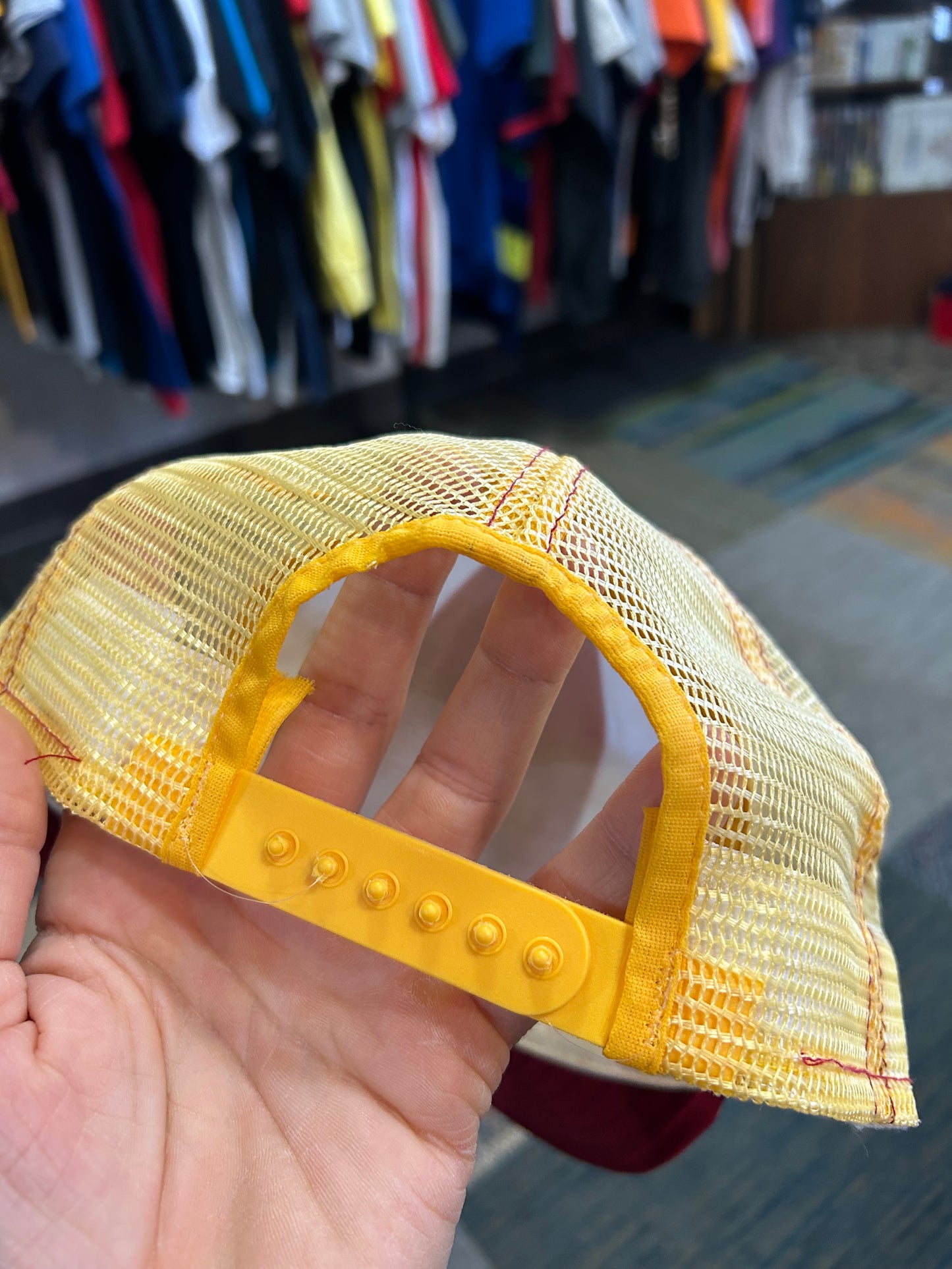 Vintage Washington Redskins NFL Team AJD Trucker SnapBack Hat USA Nylon