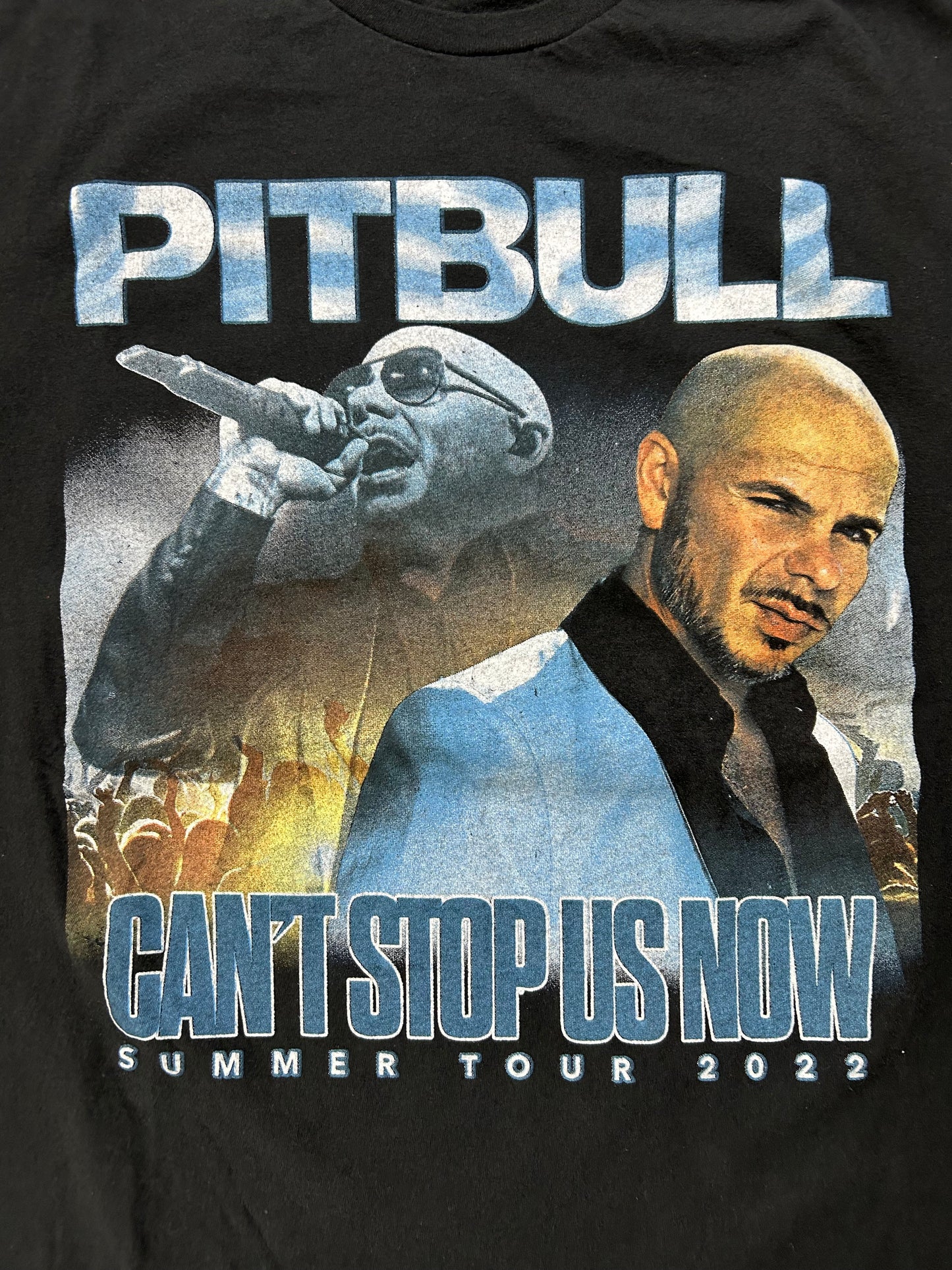 Pitbull Can’t Stop Us Now Summer Tour 2022 Parking Lot Music Tee Large/Medium Fit 21.25x27.25 Inches