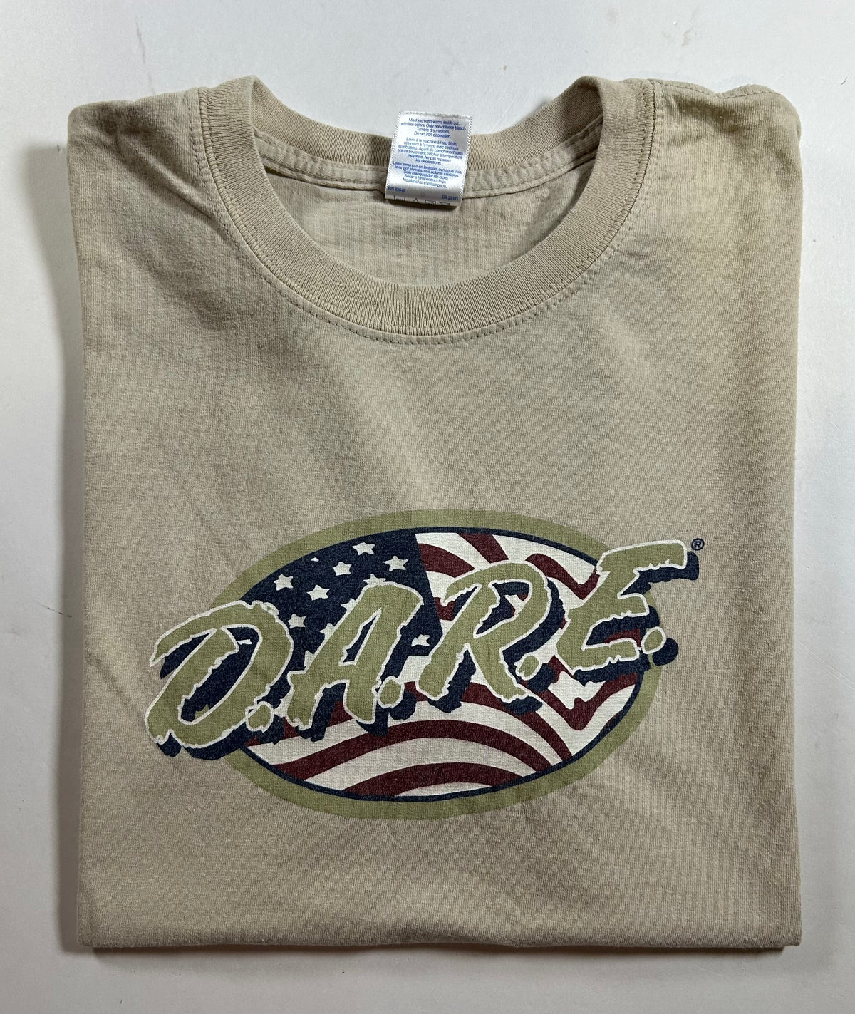 Vintage D.A.R.E. To Resist Drugs & Violence American Flag Oval Logo Tee Large 21.5x28.25 Inches