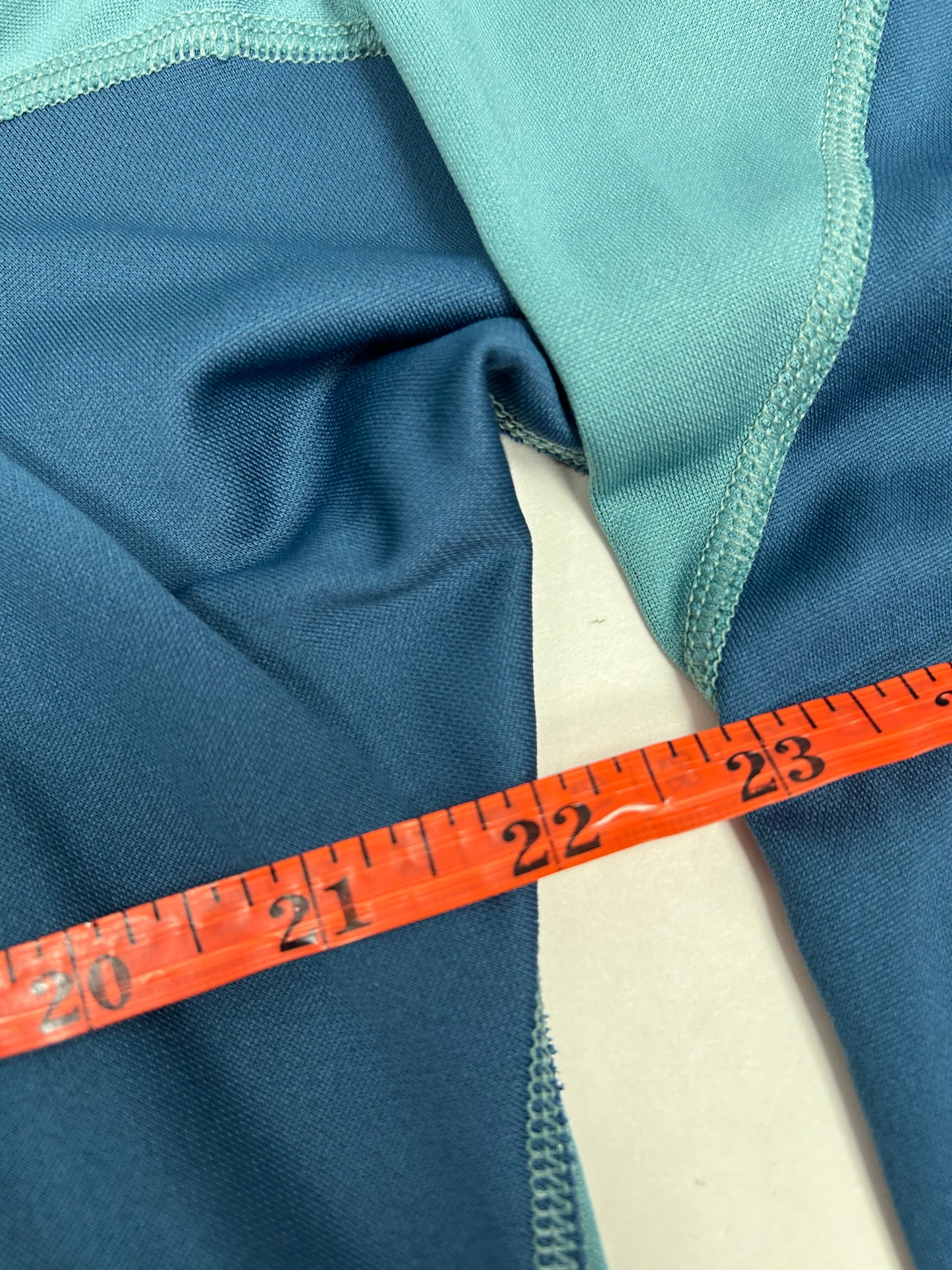 Nike ACG Base Layer 1 All Conditions Gear Vintage Large 22x29.5 Inches Blue