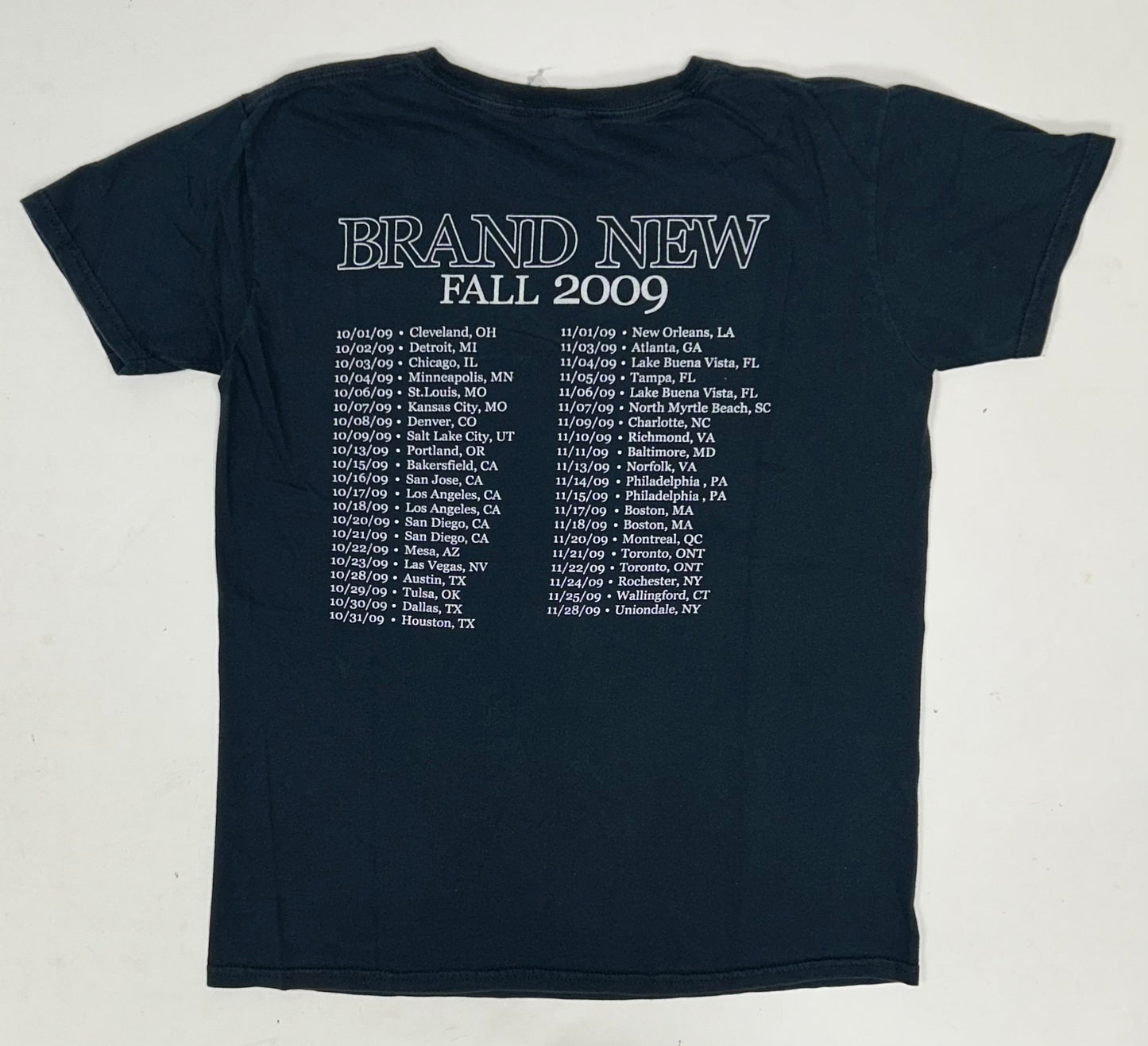 Brand New Daisy Band Fall 2009 Tour Tee Alt Rock Emo Vintage Small 18.25x24.25 Inches