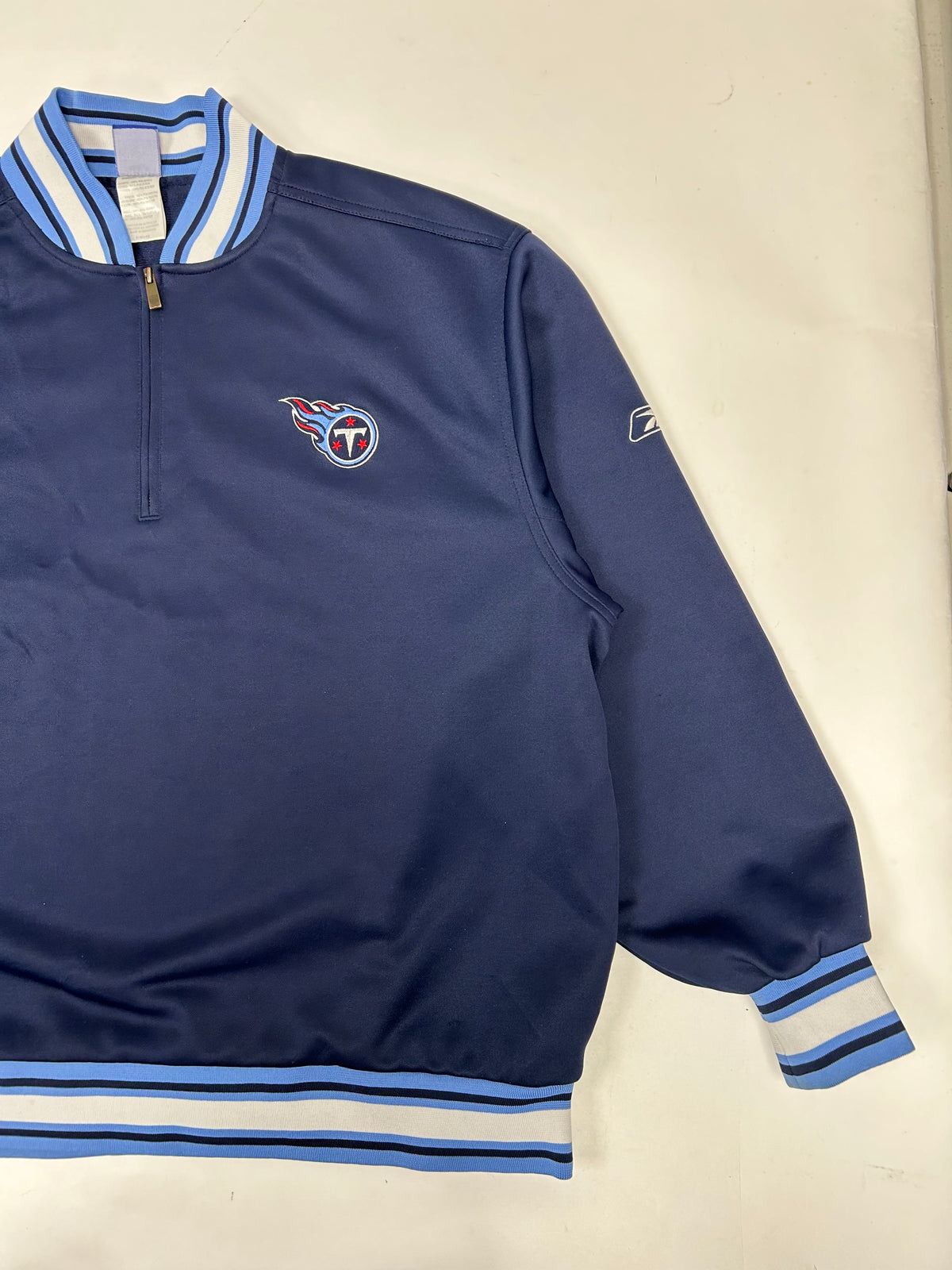 Tennessee Titans Jacket Reebok NFL Team Apparel 1/4 Zip Pullover XL Fits Like 2XL 28.5x30.25 Inches