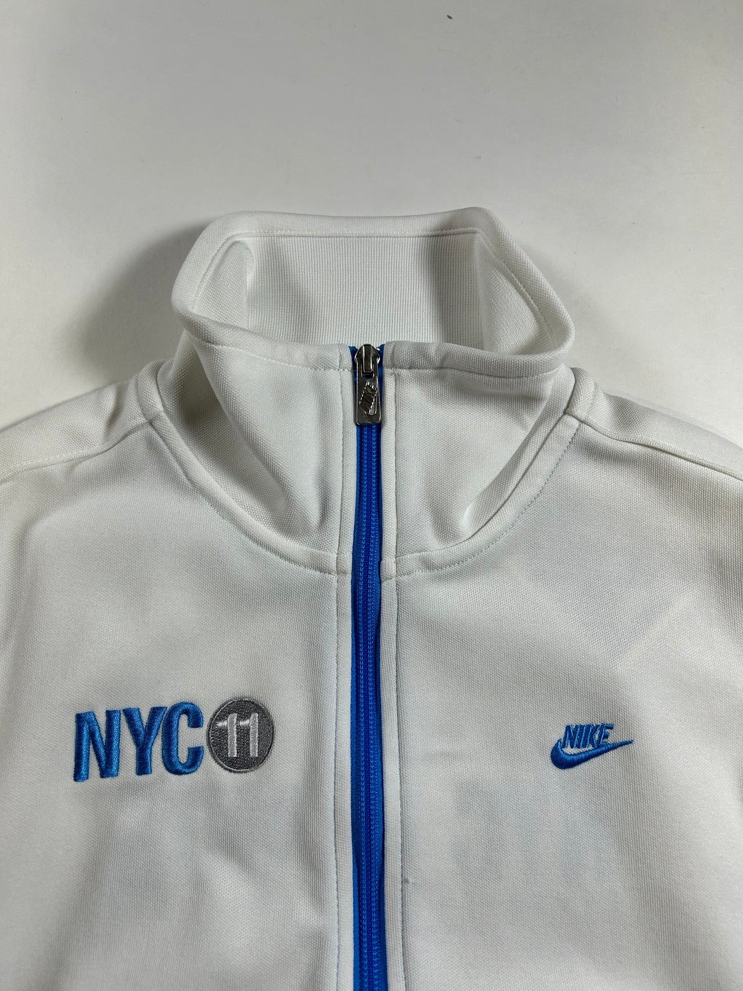 Nike NYC Tennis Flushing Meadows 2011 Full Zip Track Jacket White Small 17x24 Inches