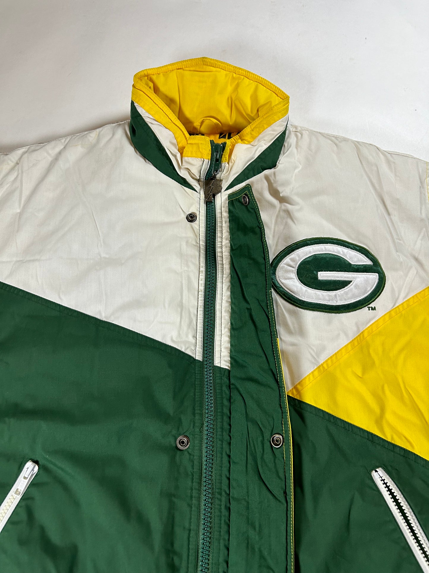 Vintage 90s Pro Player By Daniel Young Green Bay Packers NFL Zip Up Puffer Jacket Large 27.5x28 Inches As Is Has Wear