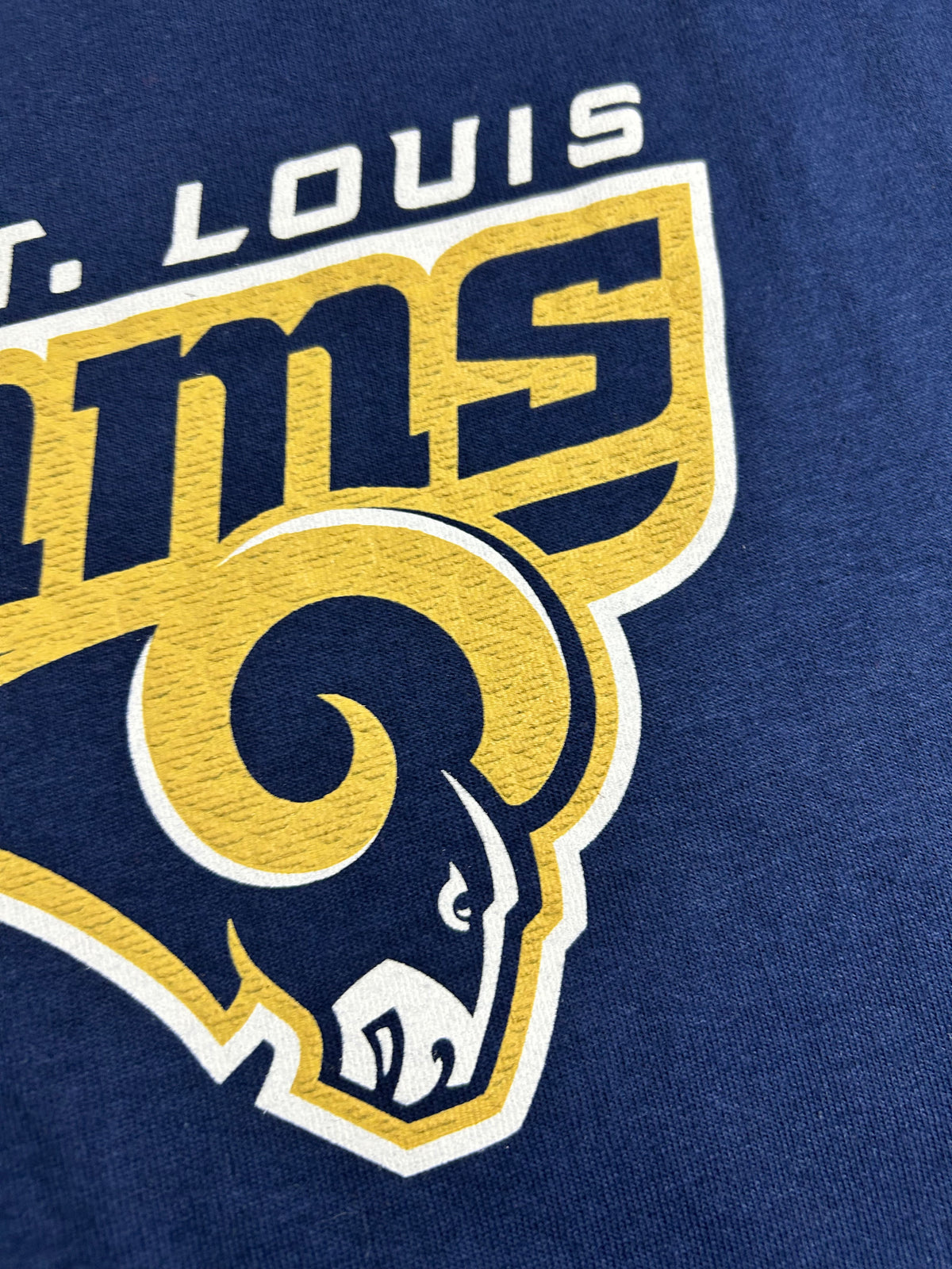 2000s Majestic St. Louis Rams NFL Tee Large 21.75x30.25 Inches