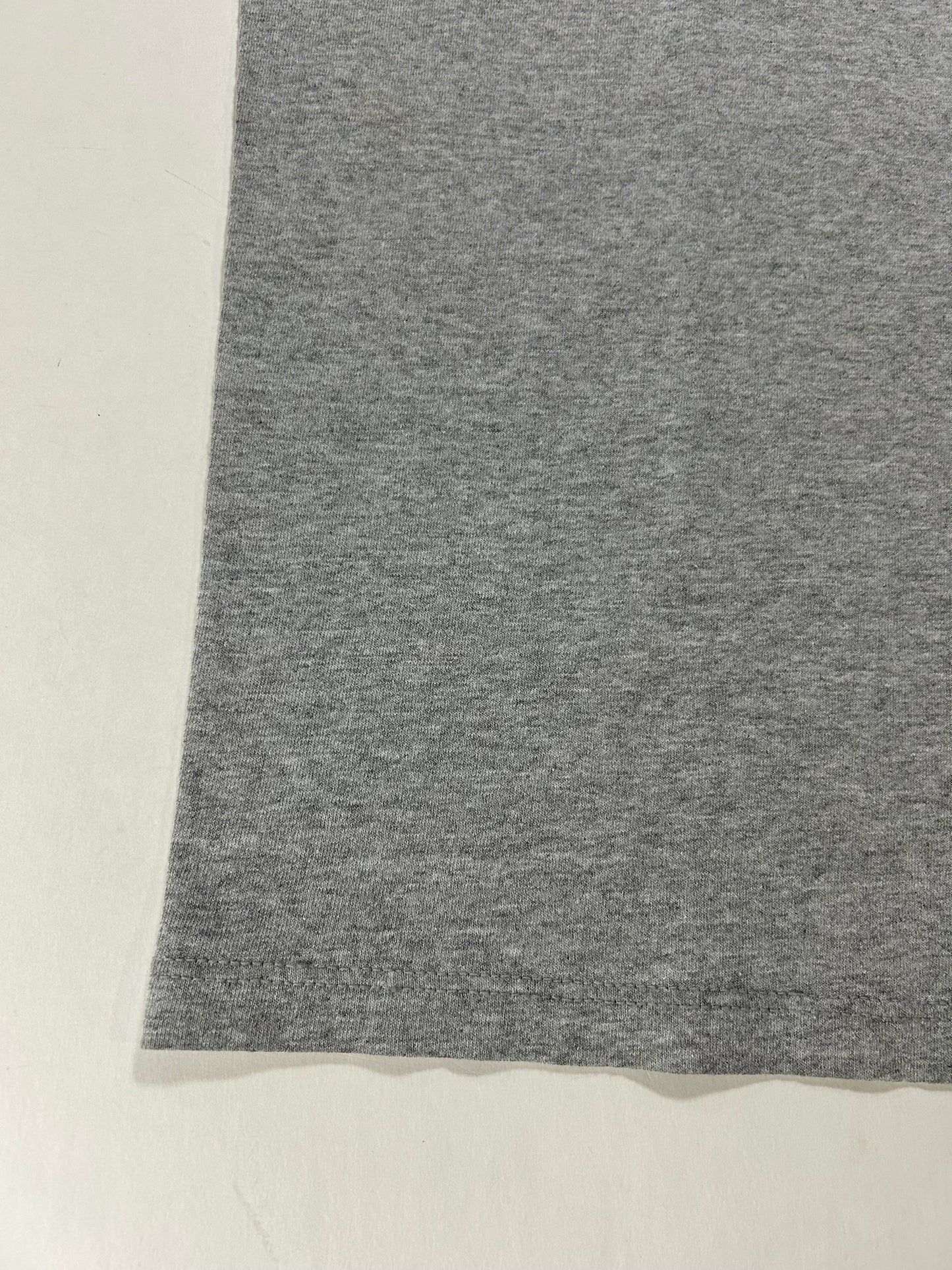 Vintage 2000 The Black Dog Martha’s Vineyard Tee XL 24.5x30.25 Inches Gray