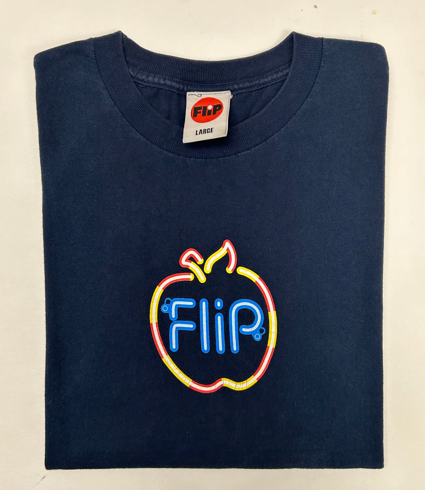 Vintage Flip Skateboards Mark Appleyard Neon Apple Graphic Skate Tee Skateboarding Large 21.75x29.5 Inches Navy