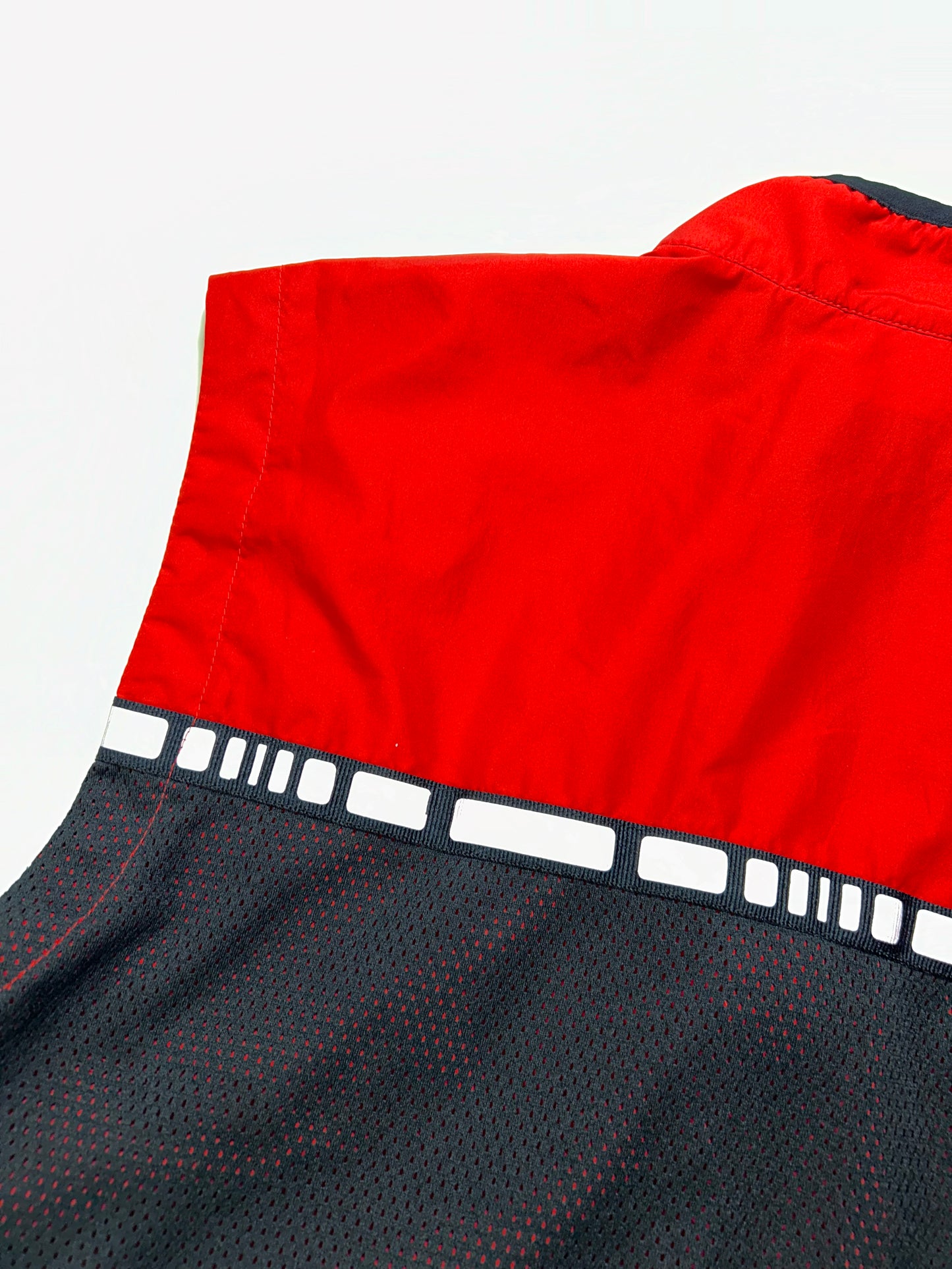 Vintage 90s Nike Zip 3M Windbreaker Vest Medium 22x25.75 Inches Red/Black