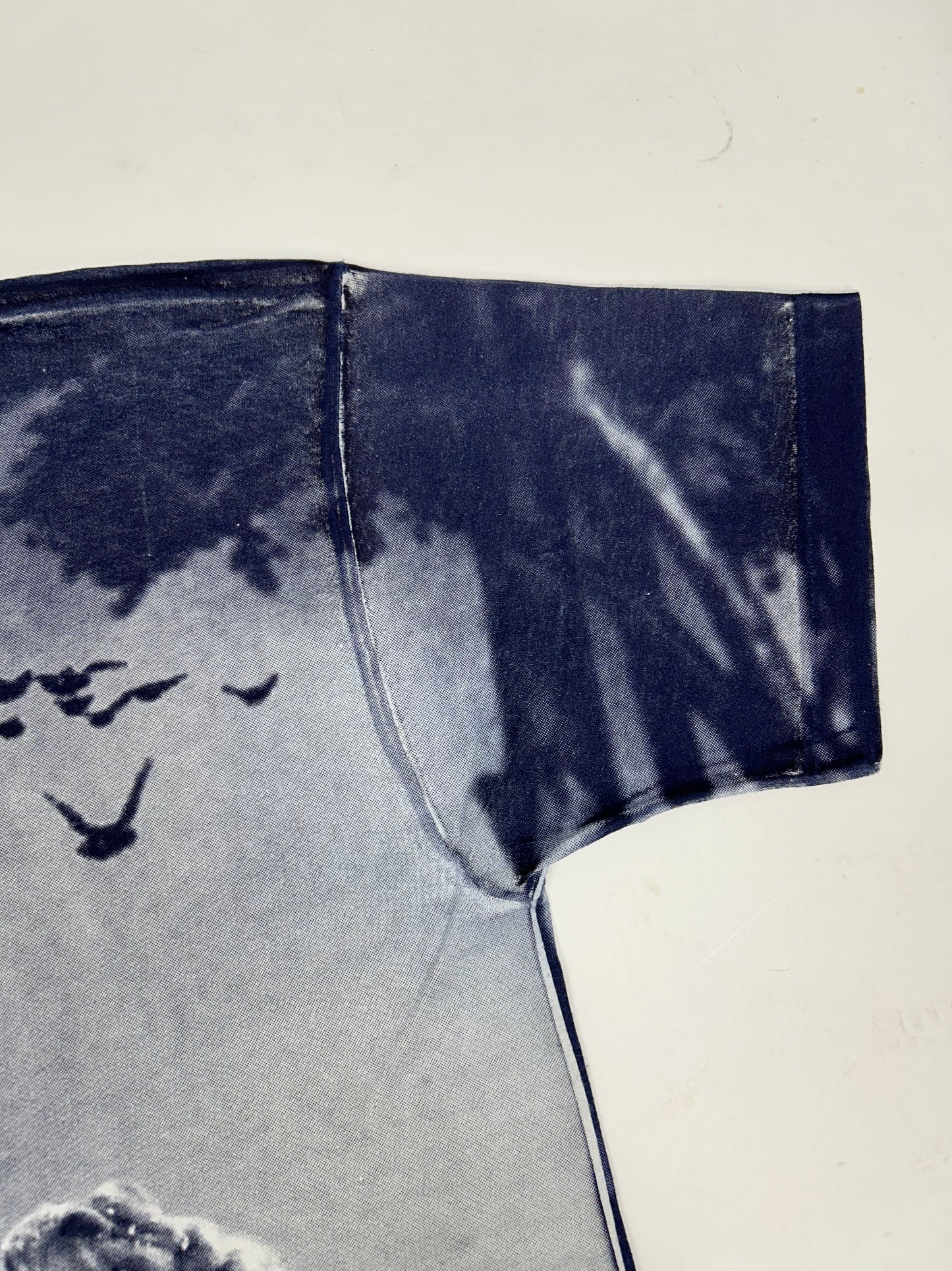 Vintage 1992 The Wizard Of Oz Movie Stanley Desantis All Over Print Tee XL 24.25x32.5 Inches