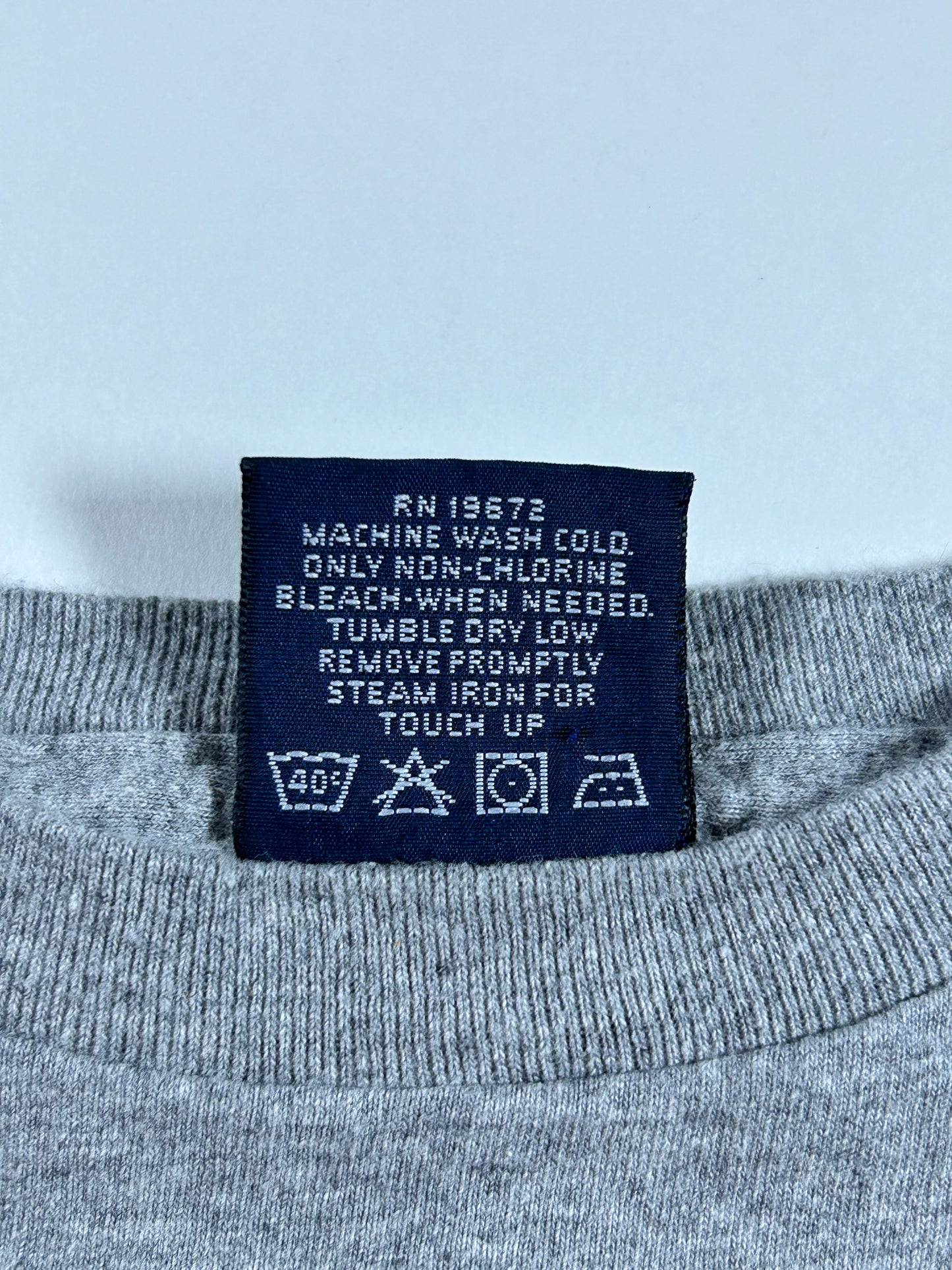 Vintage Polo Ralph Lauren USA American Flag Preppy T-Shirt Medium Fit 20.25x26 Inches